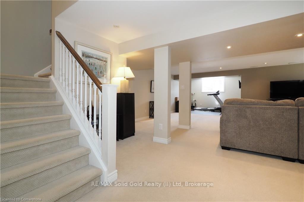 Photo 35 of 769 Chesapeake Drive, Waterloo — HOMEH