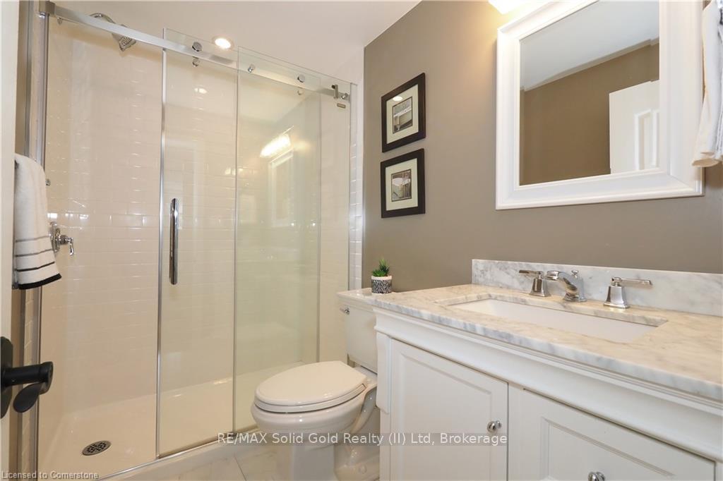 Photo 40 of 769 Chesapeake Drive, Waterloo — HOMEH