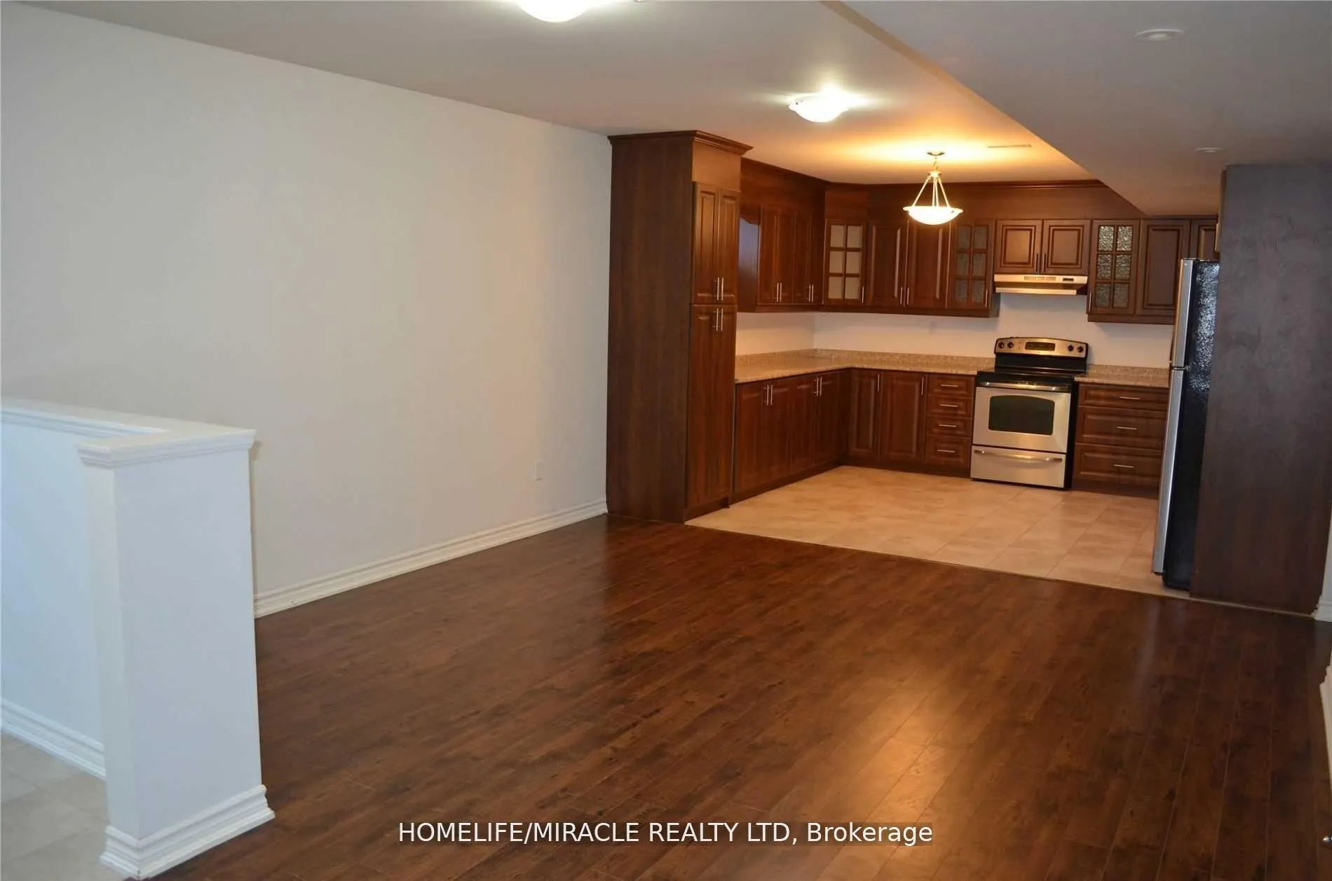 Photo 4 of 153 Willis Road Basement, Vaughan, East Woodbridge — HOMEH