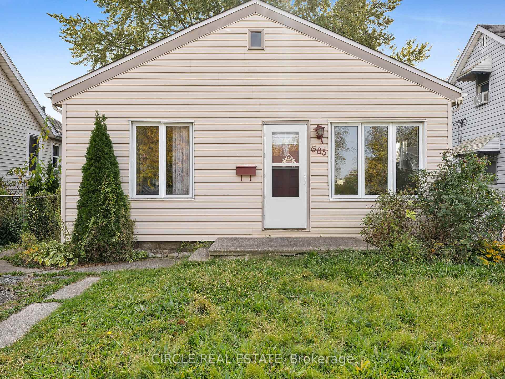 Photo 1 of 683 Stanley Street, Windsor — HOMEH