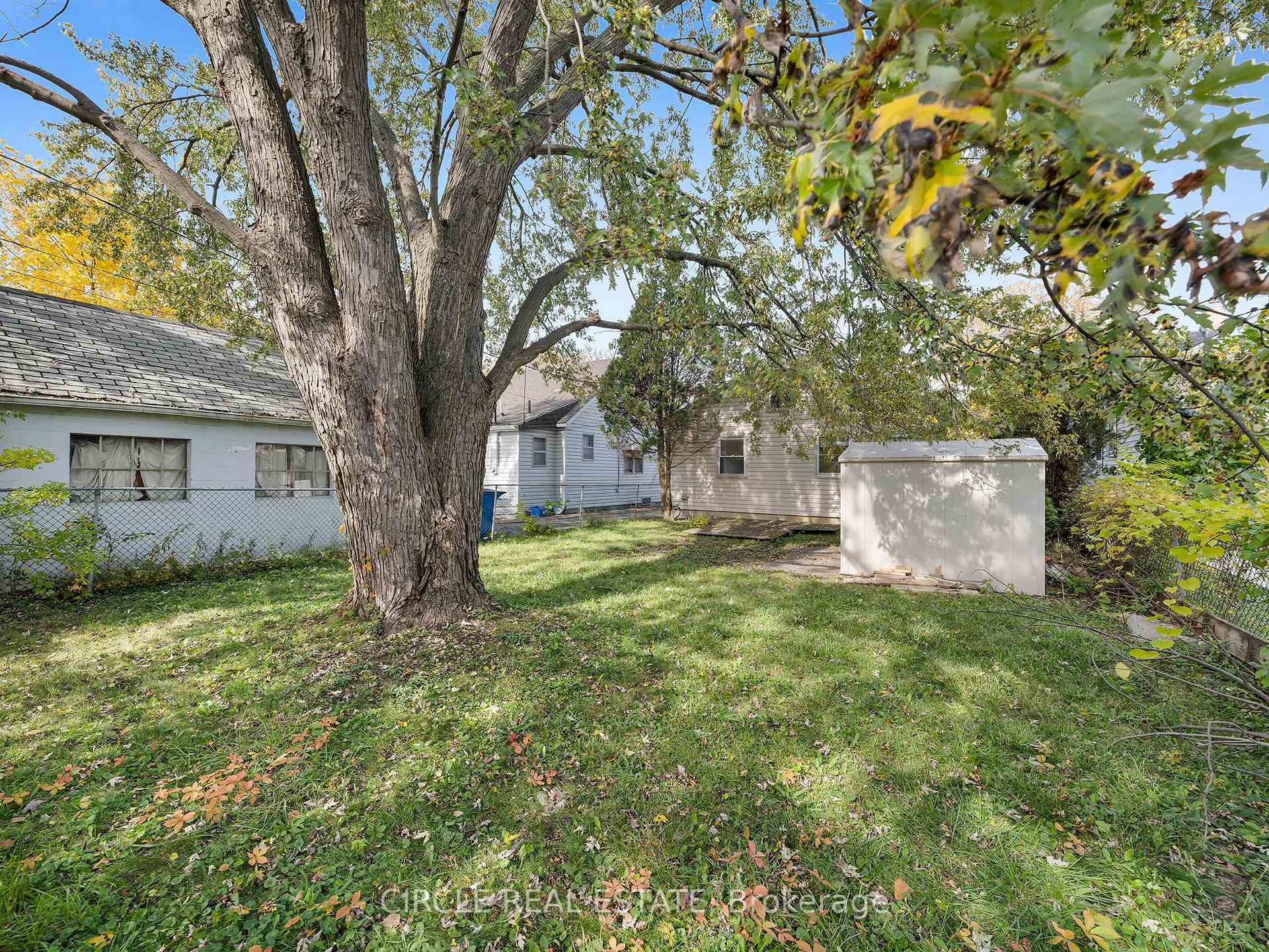 Photo 26 of 683 Stanley Street, Windsor — HOMEH