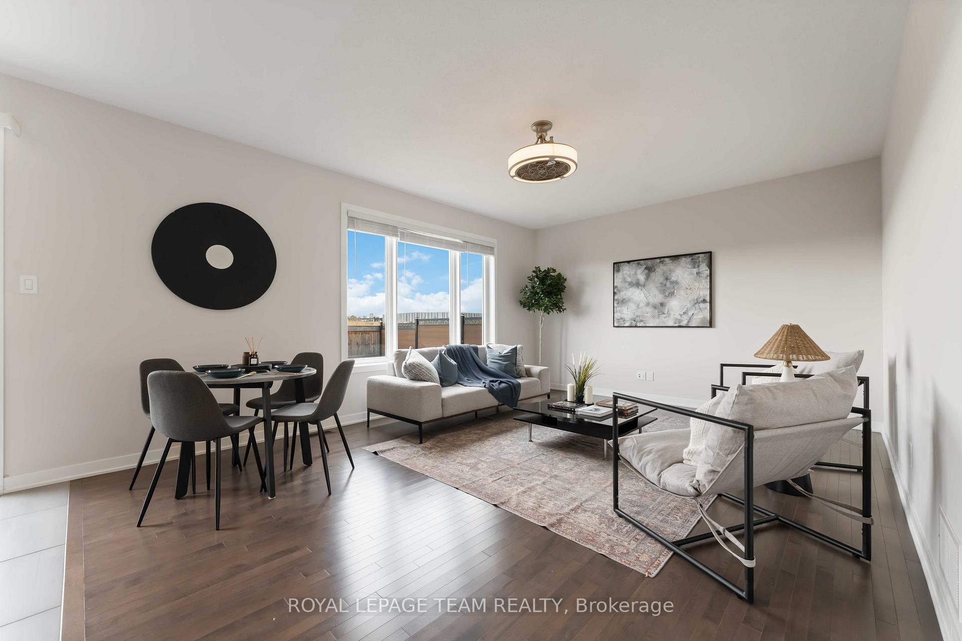Photo 7 of 3040 Travertine Way, Ottawa, Barrhaven - Half Moon Bay — HOMEH
