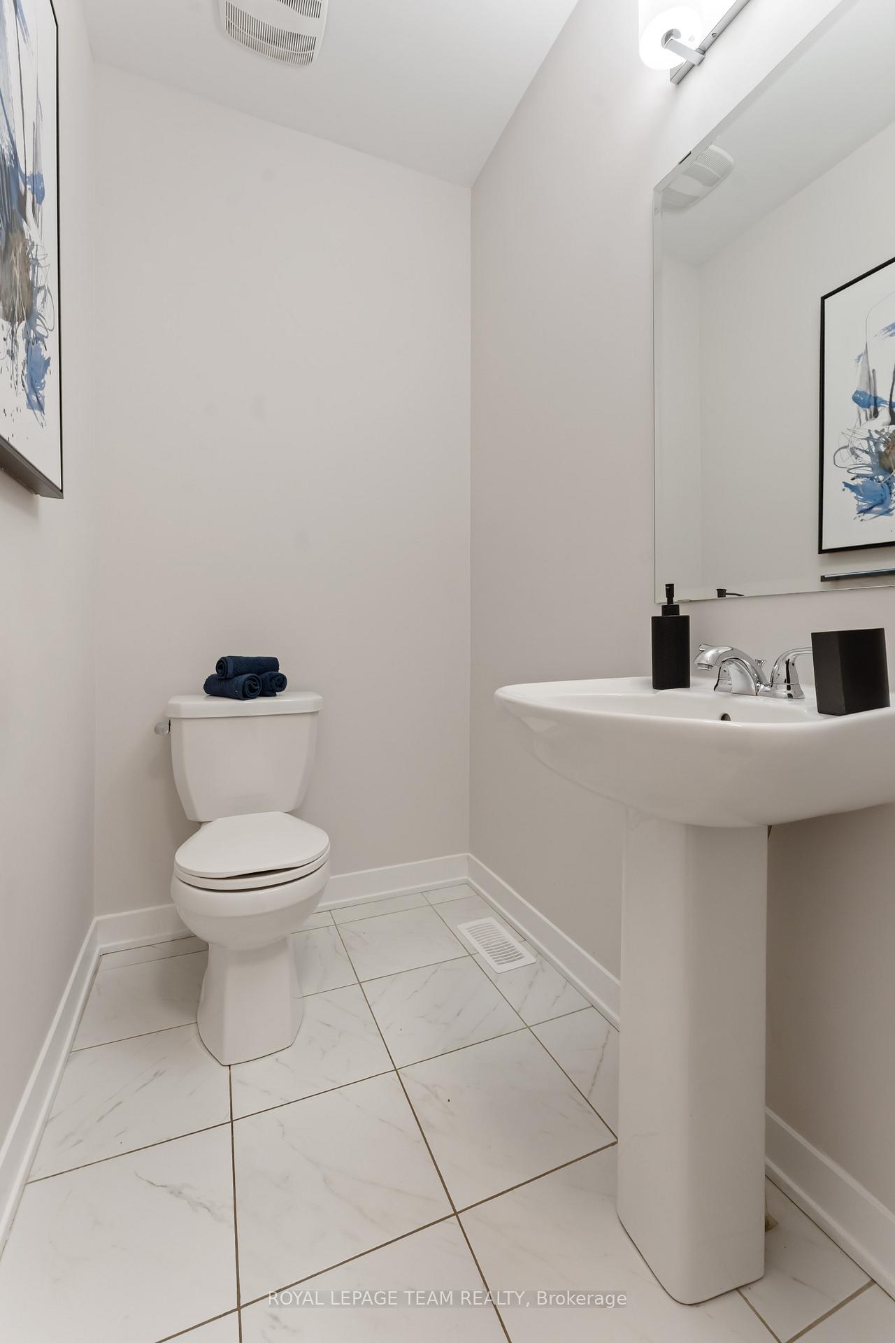 Photo 16 of 3040 Travertine Way, Ottawa, Barrhaven - Half Moon Bay — HOMEH