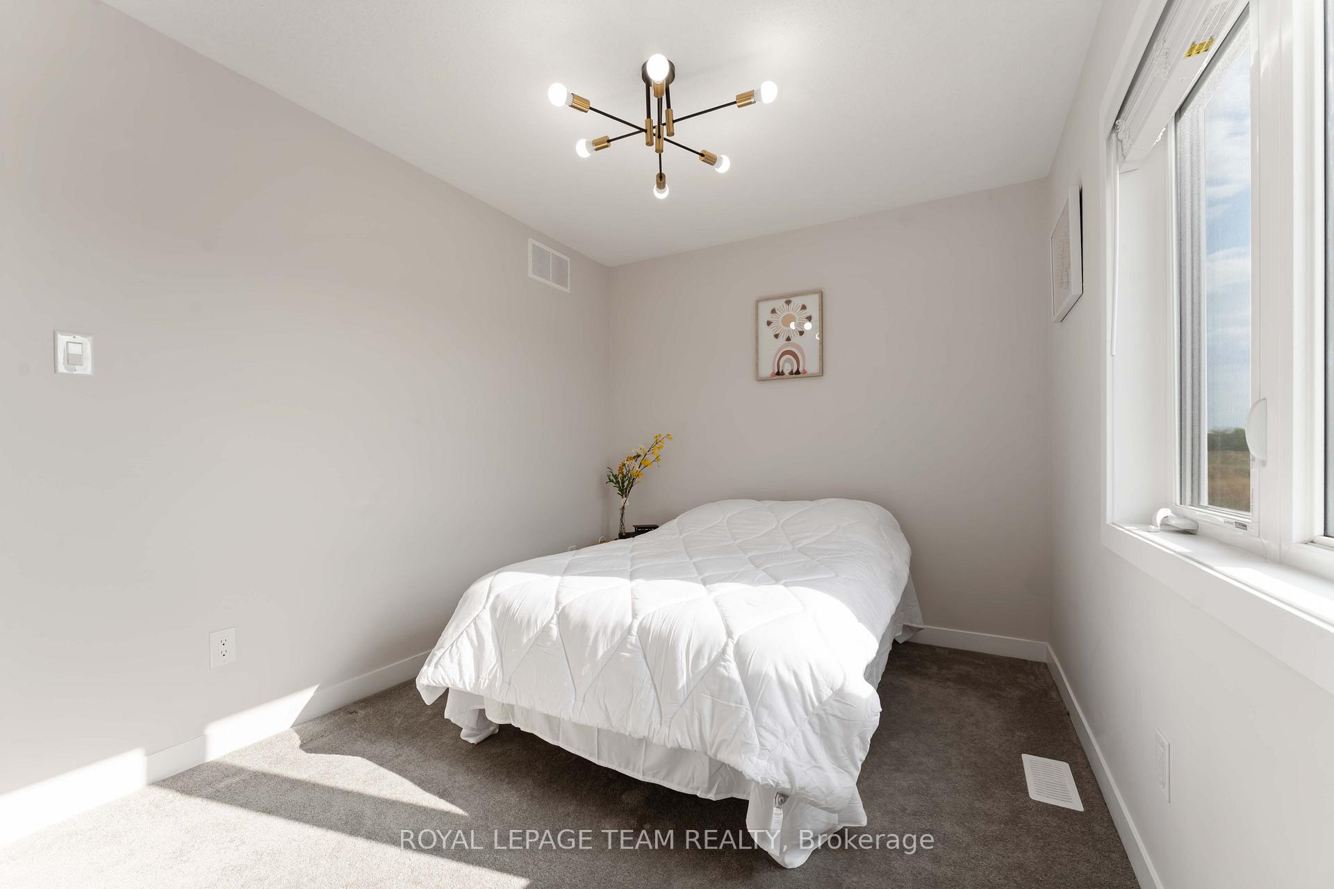 Photo 27 of 3040 Travertine Way, Ottawa, Barrhaven - Half Moon Bay — HOMEH