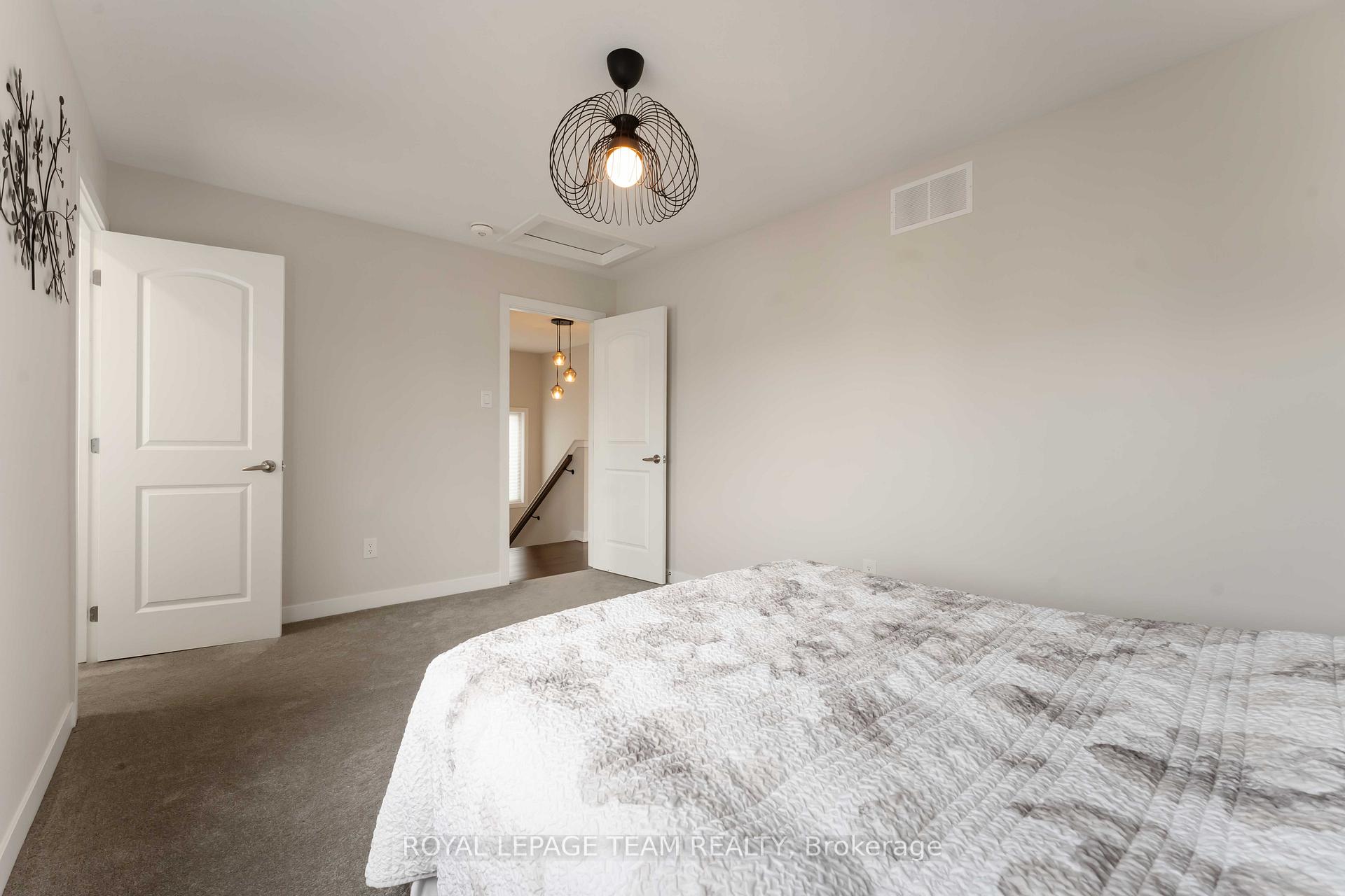 Photo 33 of 3040 Travertine Way, Ottawa, Barrhaven - Half Moon Bay — HOMEH