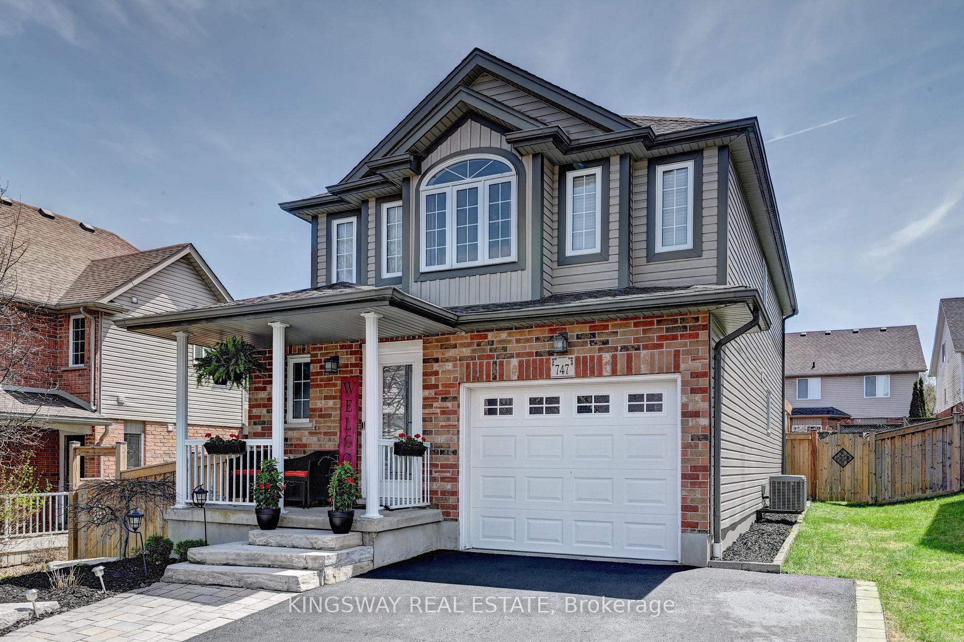 Photo 2 of 747 Butternut Avenue, Waterloo — HOMEH