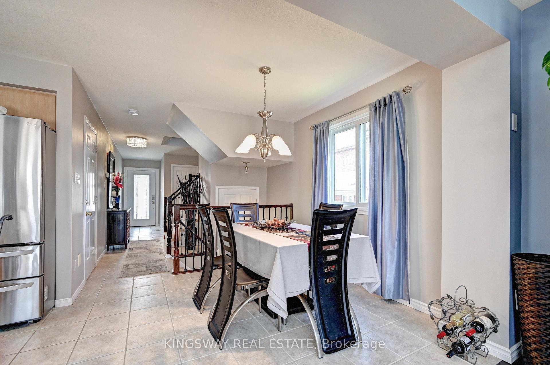 Photo 6 of 747 Butternut Avenue, Waterloo — HOMEH