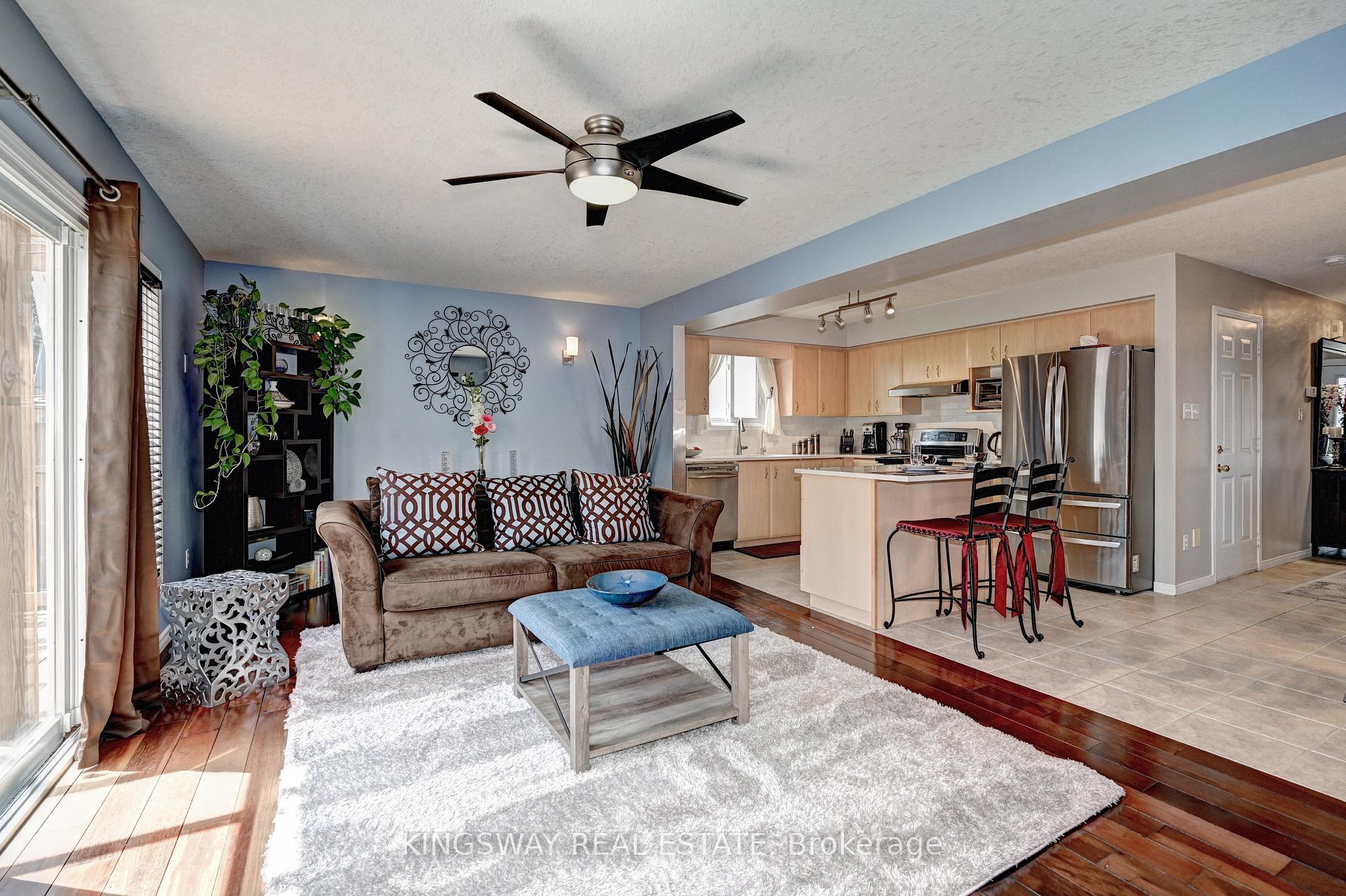Photo 10 of 747 Butternut Avenue, Waterloo — HOMEH