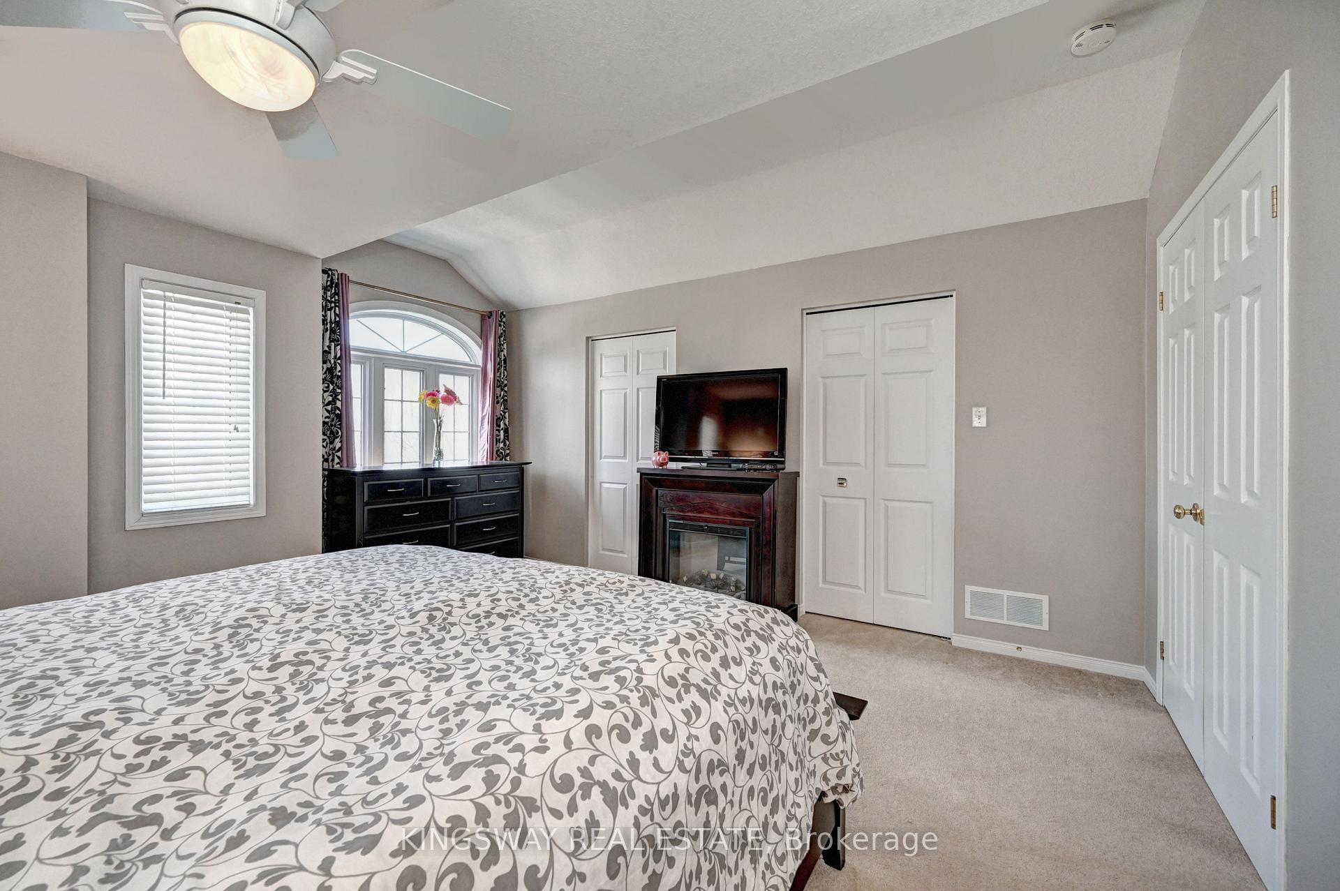 Photo 19 of 747 Butternut Avenue, Waterloo — HOMEH