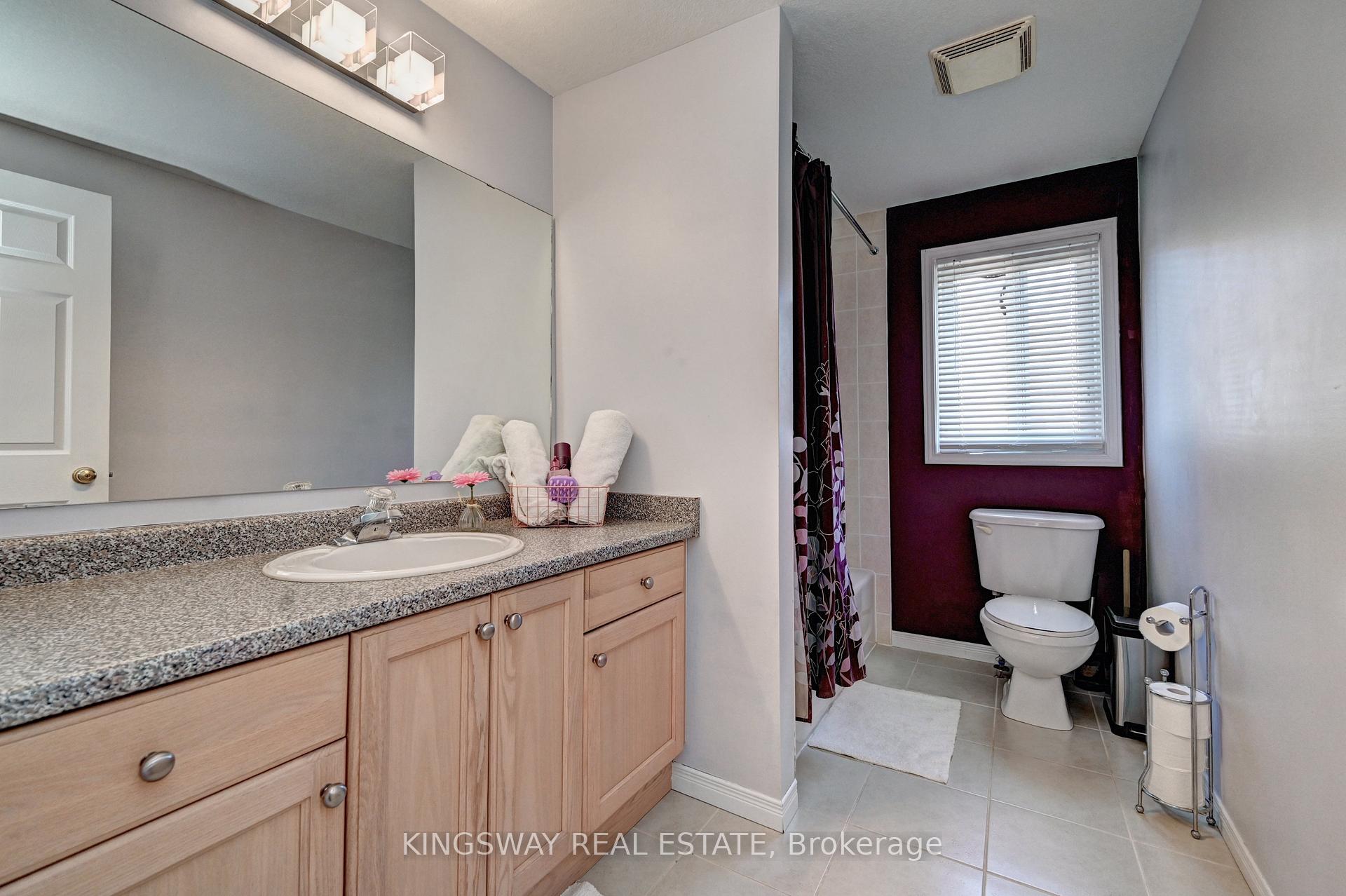 Photo 21 of 747 Butternut Avenue, Waterloo — HOMEH