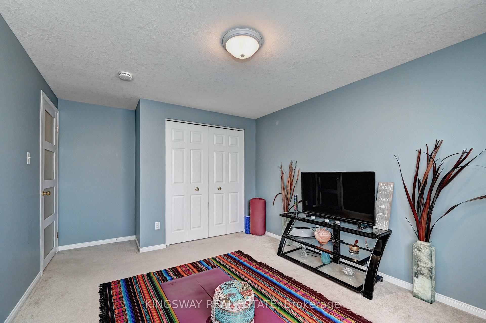 Photo 22 of 747 Butternut Avenue, Waterloo — HOMEH