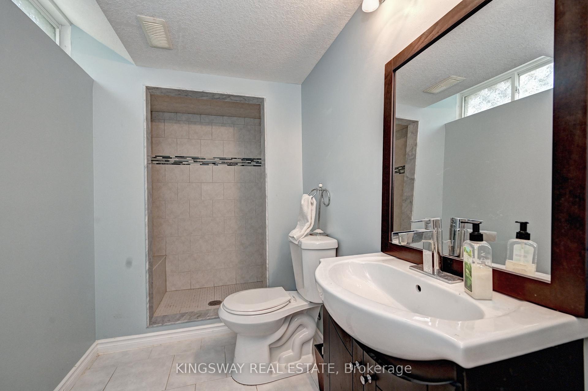 Photo 26 of 747 Butternut Avenue, Waterloo — HOMEH