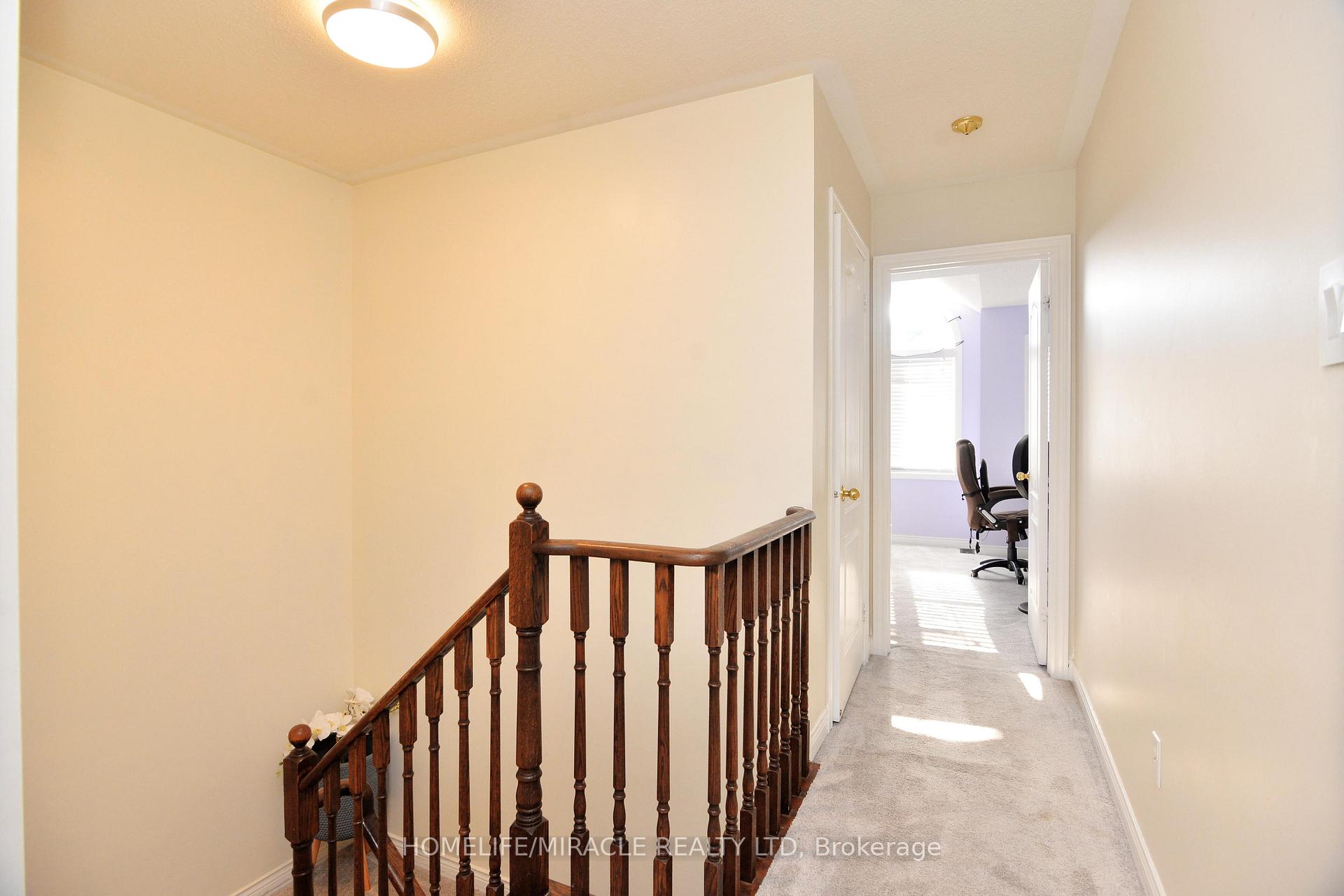 Photo 26 of 41 Cottage Crescent, Whitby, Rolling Acres — HOMEH