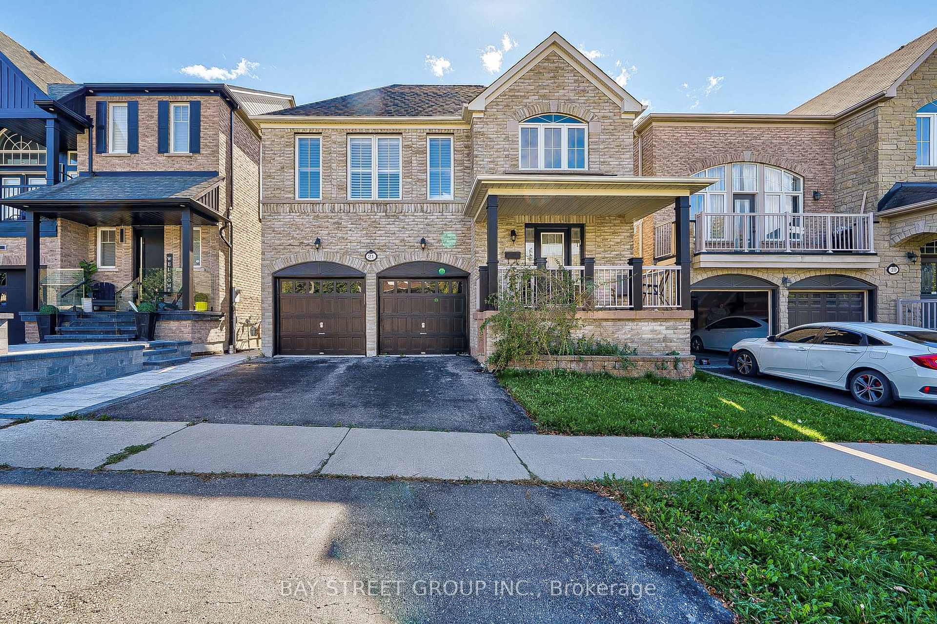 Front of 21 Loughlin Hill Crescent