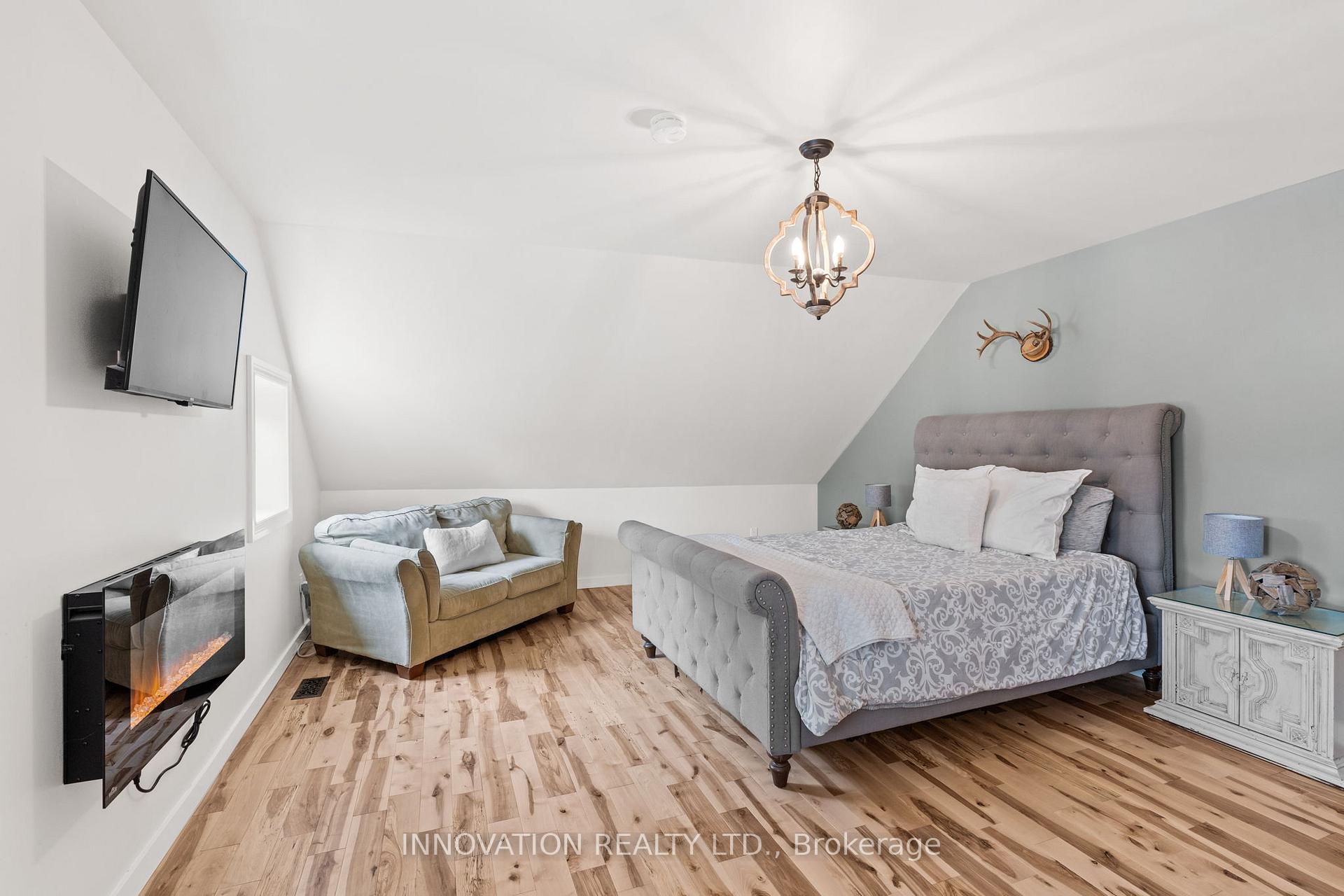Photo 14 of 9501 Kyle Road, Augusta, Augusta Twp — HOMEH