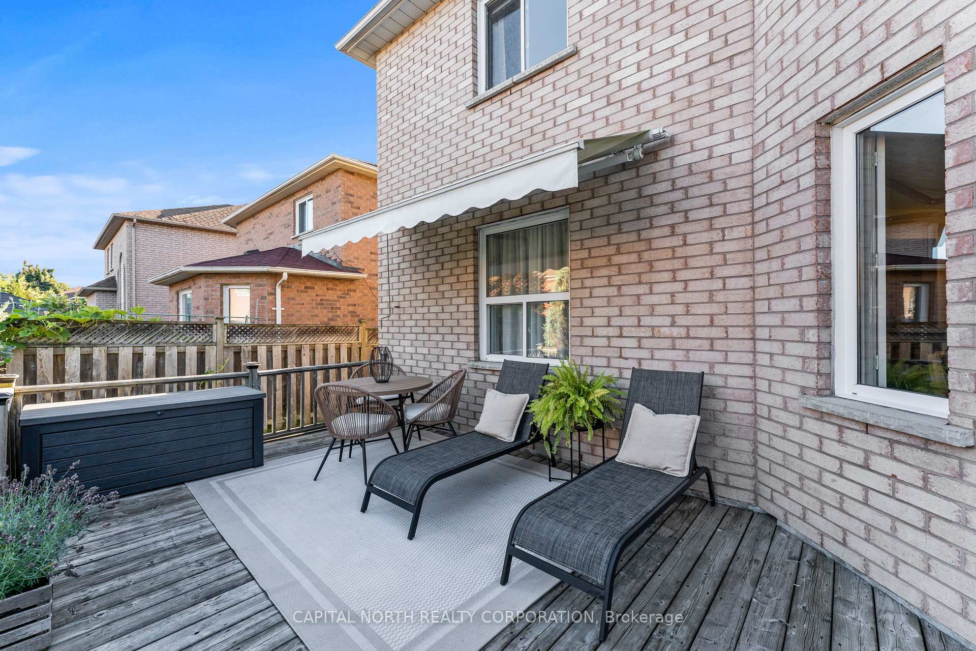 Photo 5 of 127 Baycliffe Drive, Whitby, Williamsburg — HOMEH