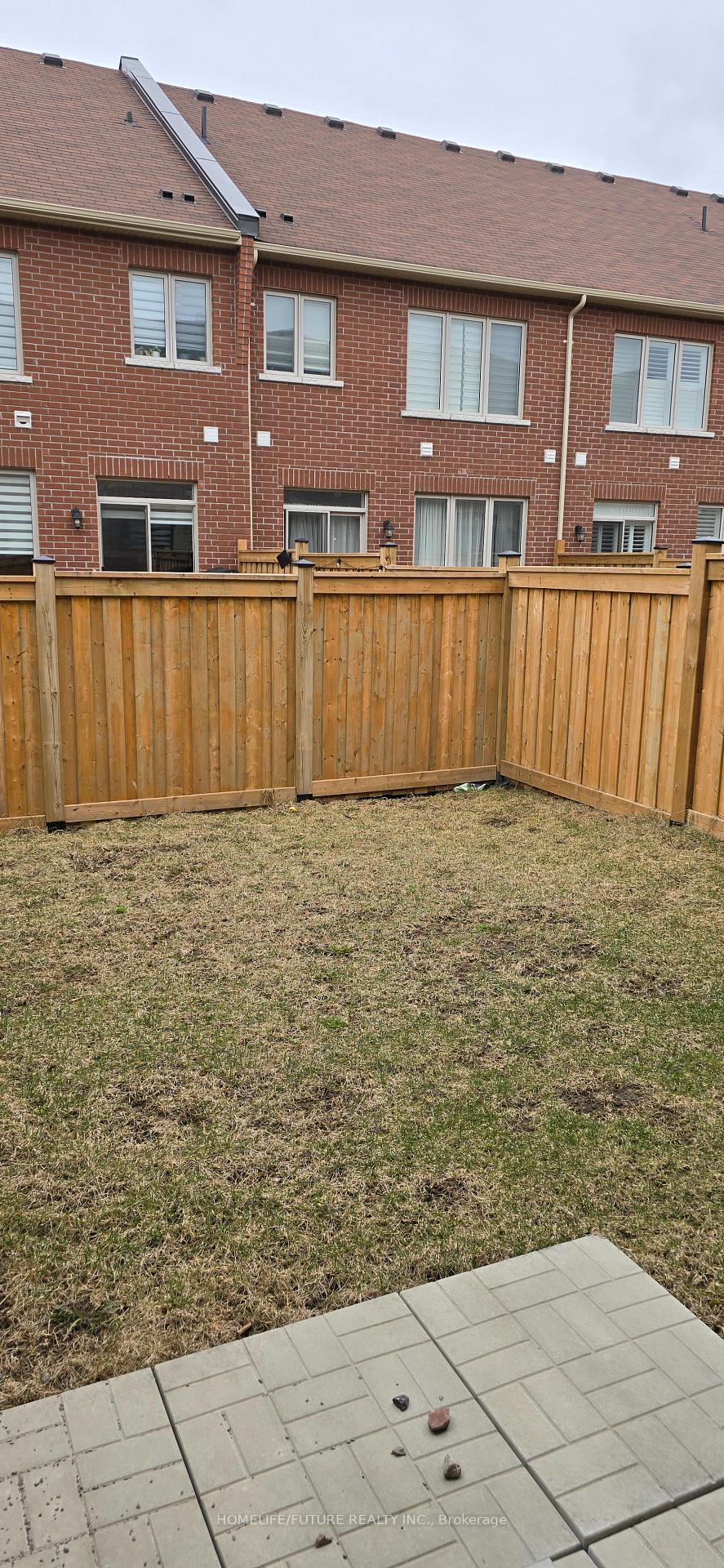 Photo 19 of 41 Sutcliffe Drive, Whitby, Rolling Acres — HOMEH