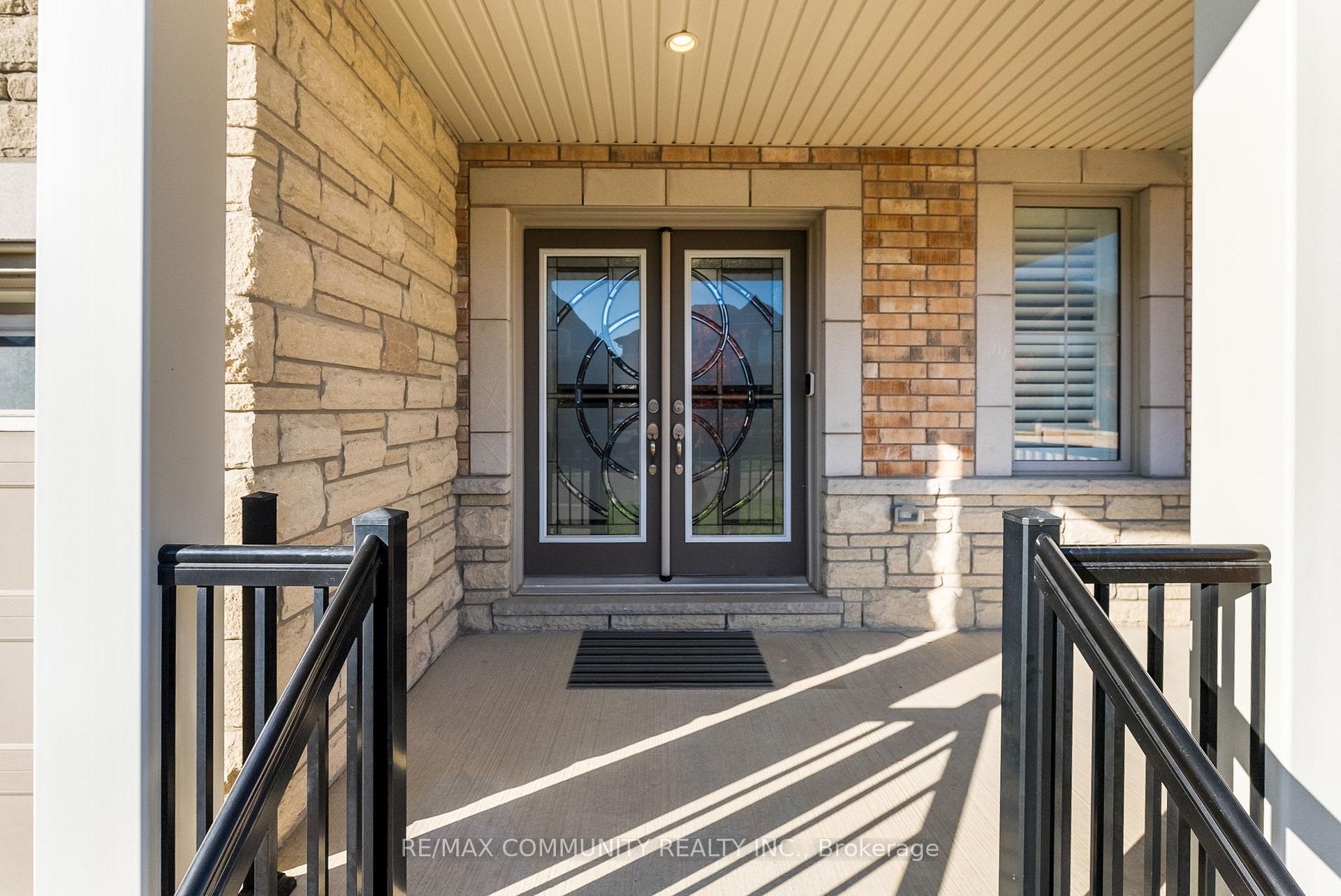 Photo 5 of 169 Auckland Drive, Whitby, Rural Whitby — HOMEH