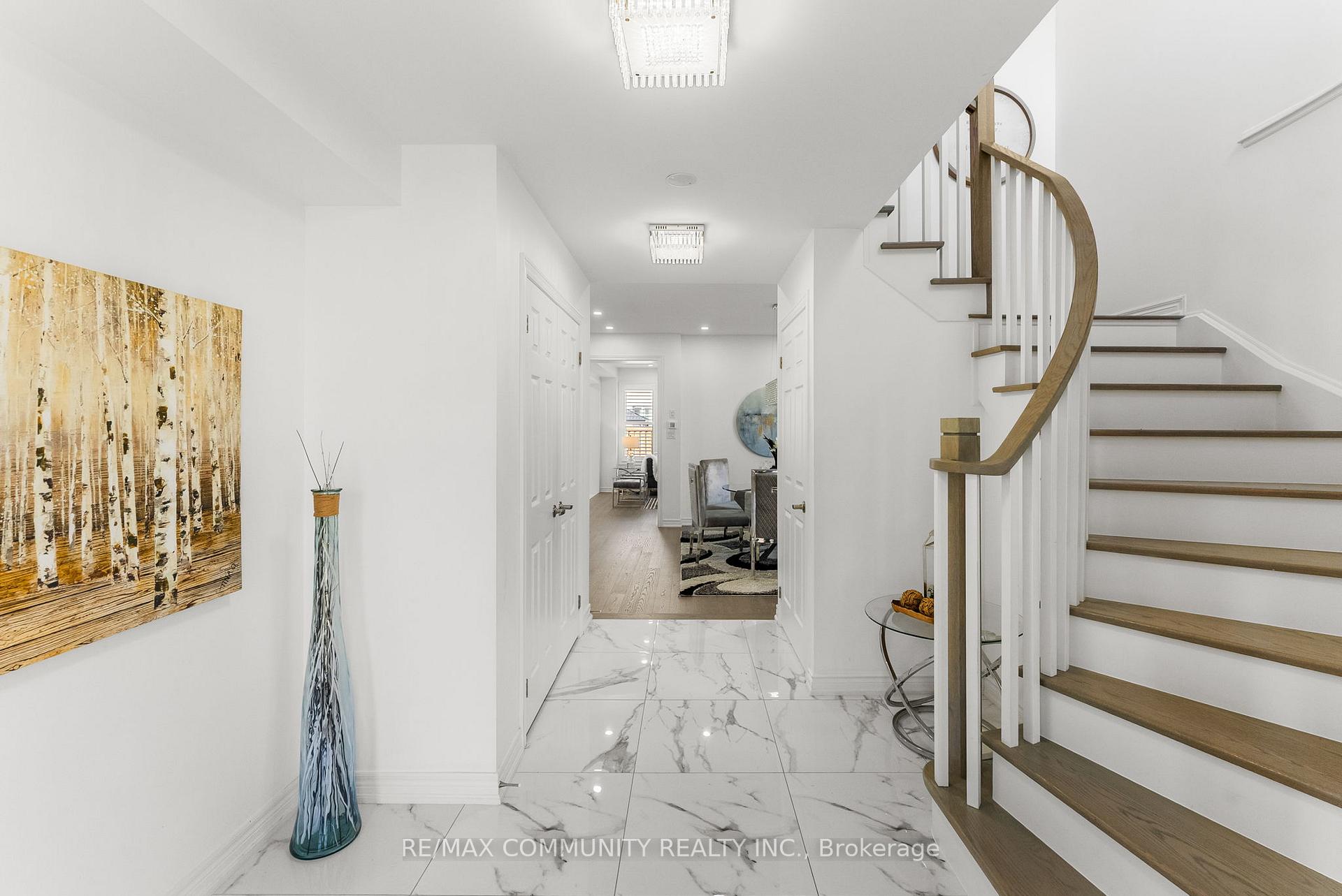 Photo 7 of 169 Auckland Drive, Whitby, Rural Whitby — HOMEH
