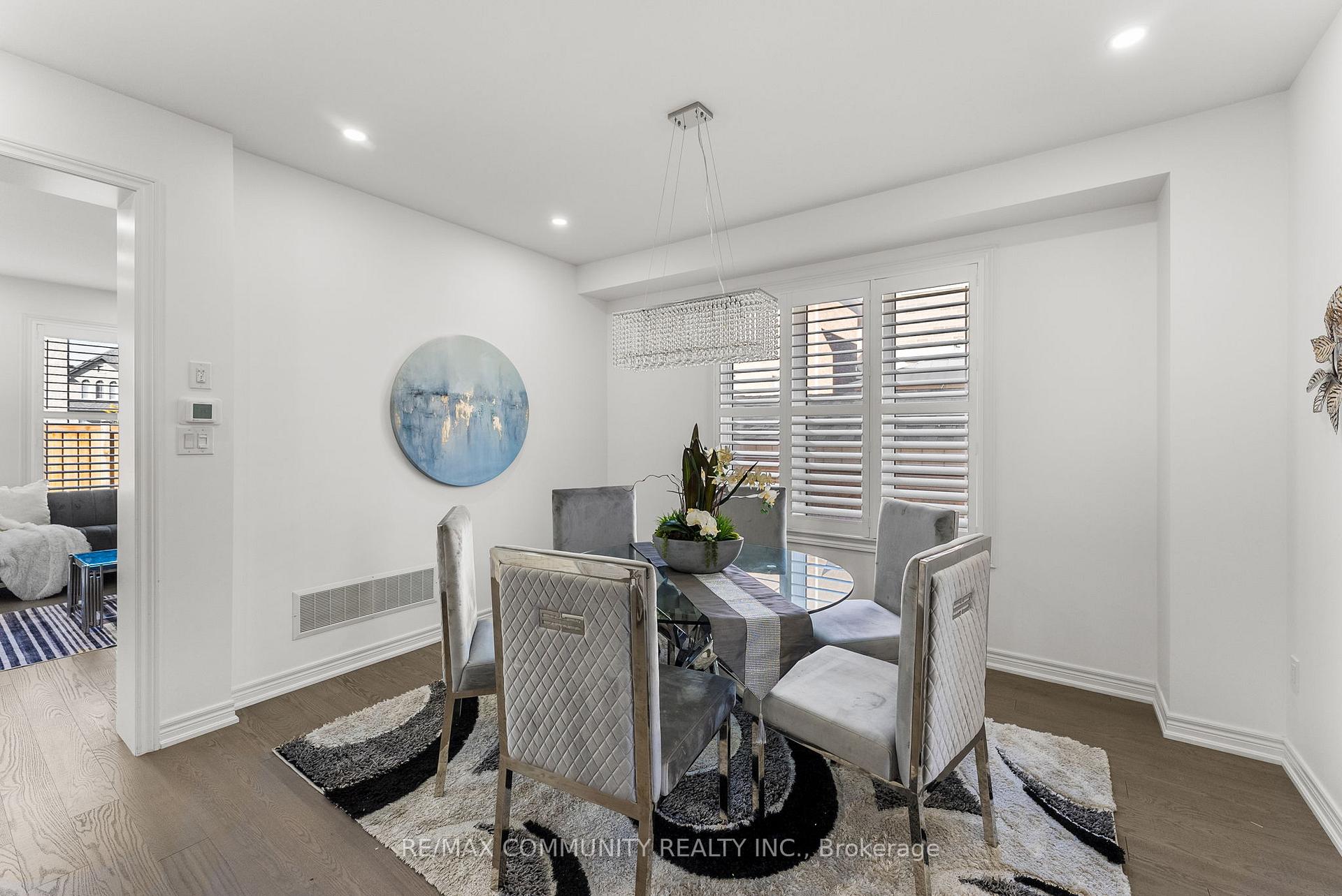 Photo 8 of 169 Auckland Drive, Whitby, Rural Whitby — HOMEH