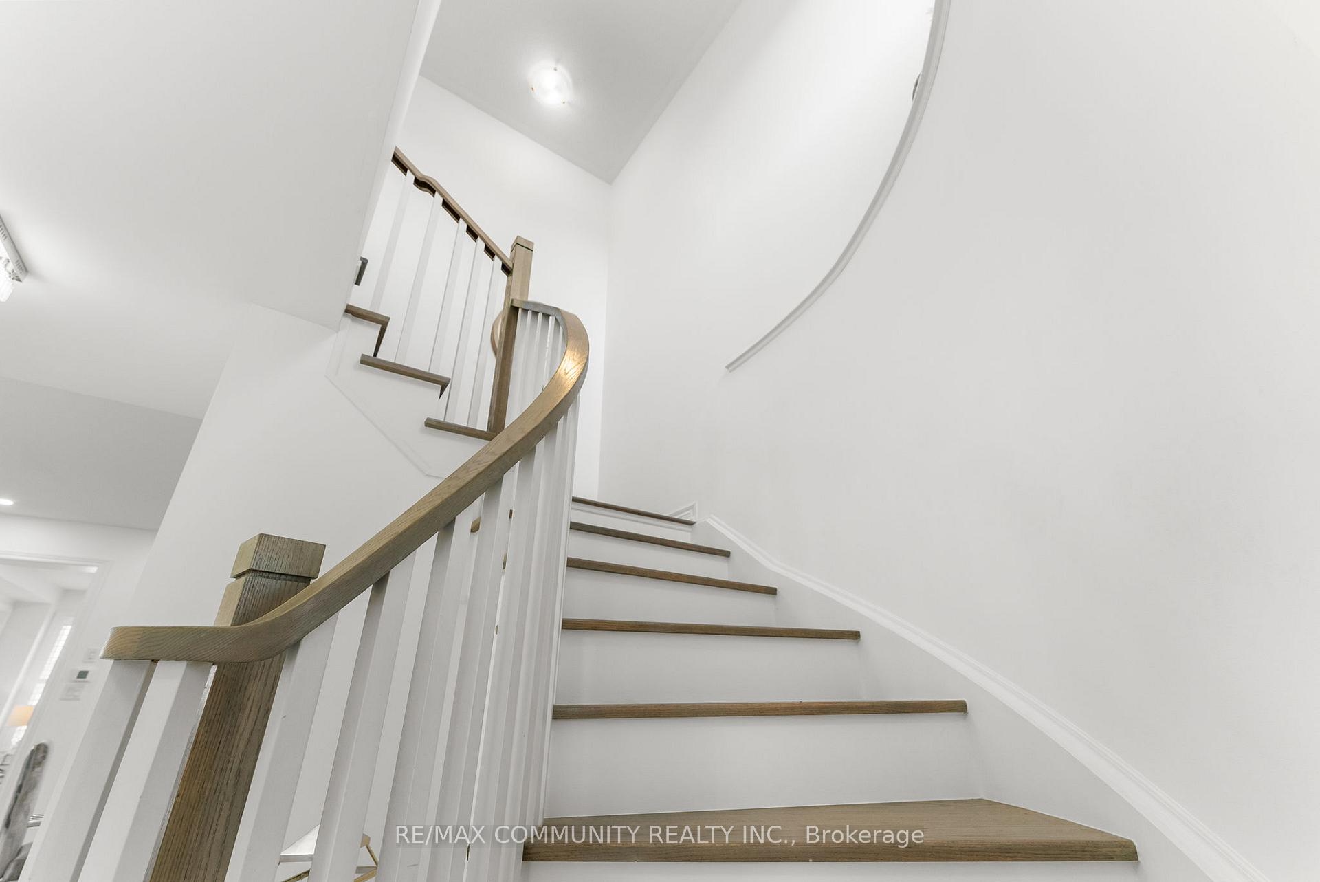 Photo 20 of 169 Auckland Drive, Whitby, Rural Whitby — HOMEH
