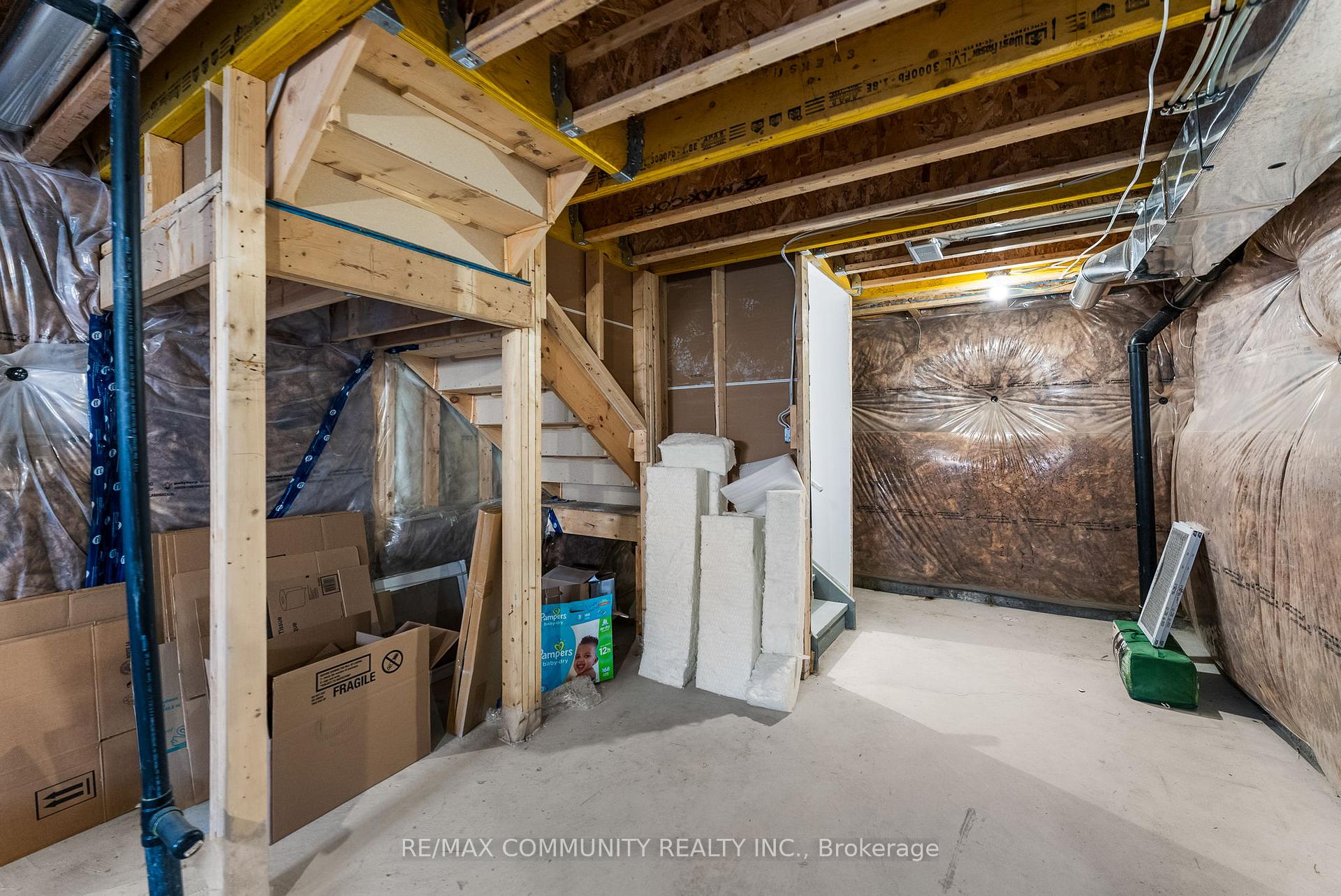 Photo 38 of 169 Auckland Drive, Whitby, Rural Whitby — HOMEH