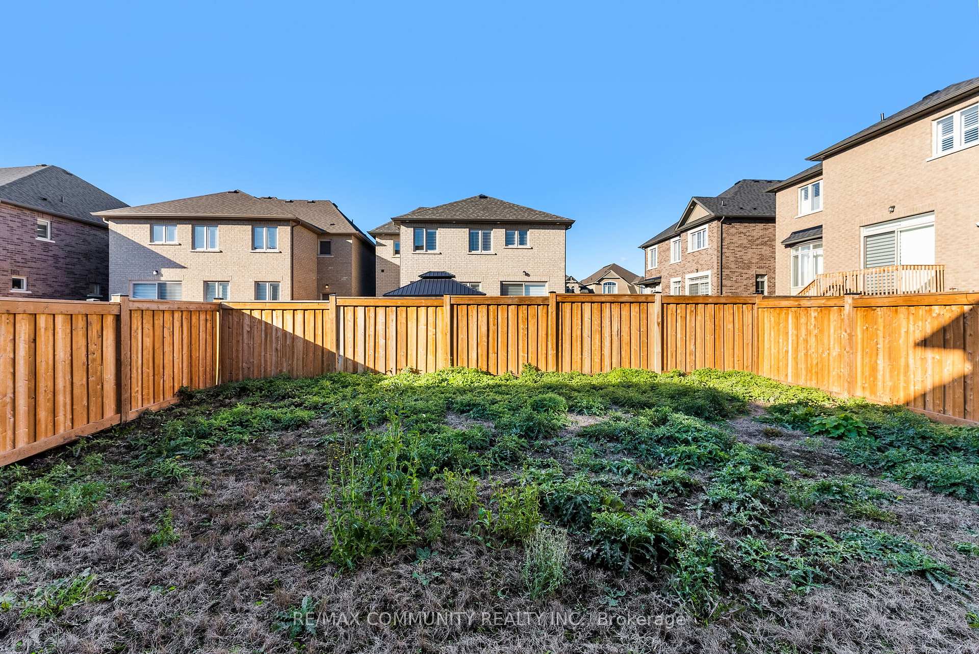 Photo 42 of 169 Auckland Drive, Whitby, Rural Whitby — HOMEH