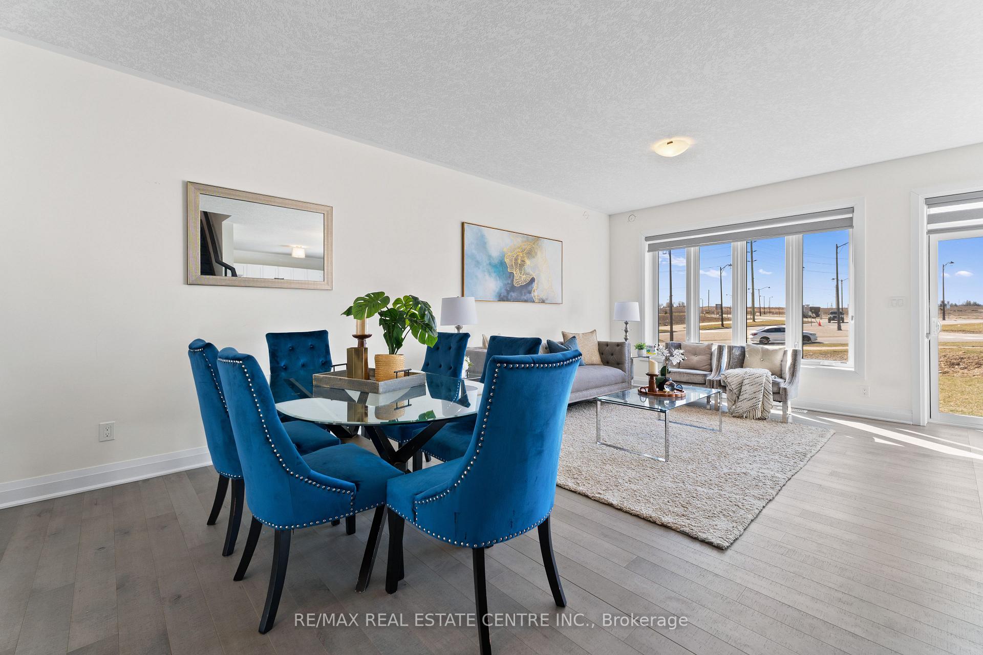 Photo 6 of 278 Raspberry Place, Waterloo — HOMEH