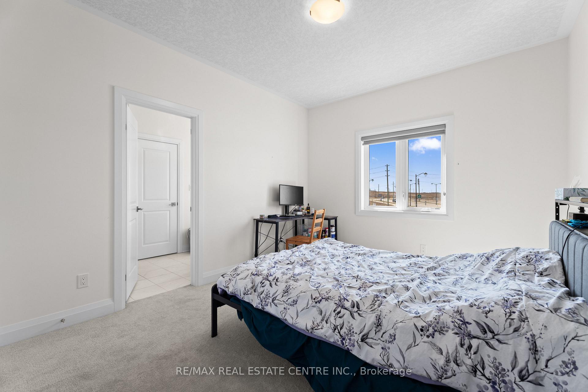 Photo 22 of 278 Raspberry Place, Waterloo — HOMEH