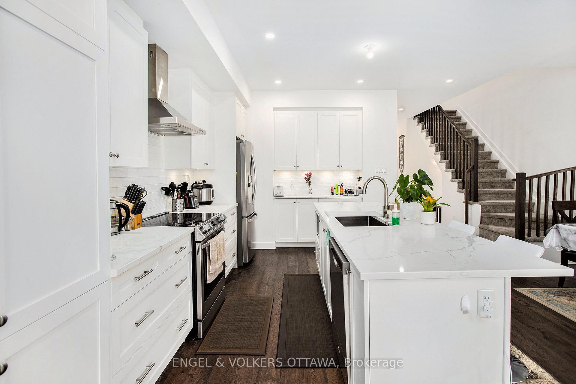 Photo 13 of 79 Hermes Avenue, Ottawa, Riverside South/Gloucester Glen — HOMEH