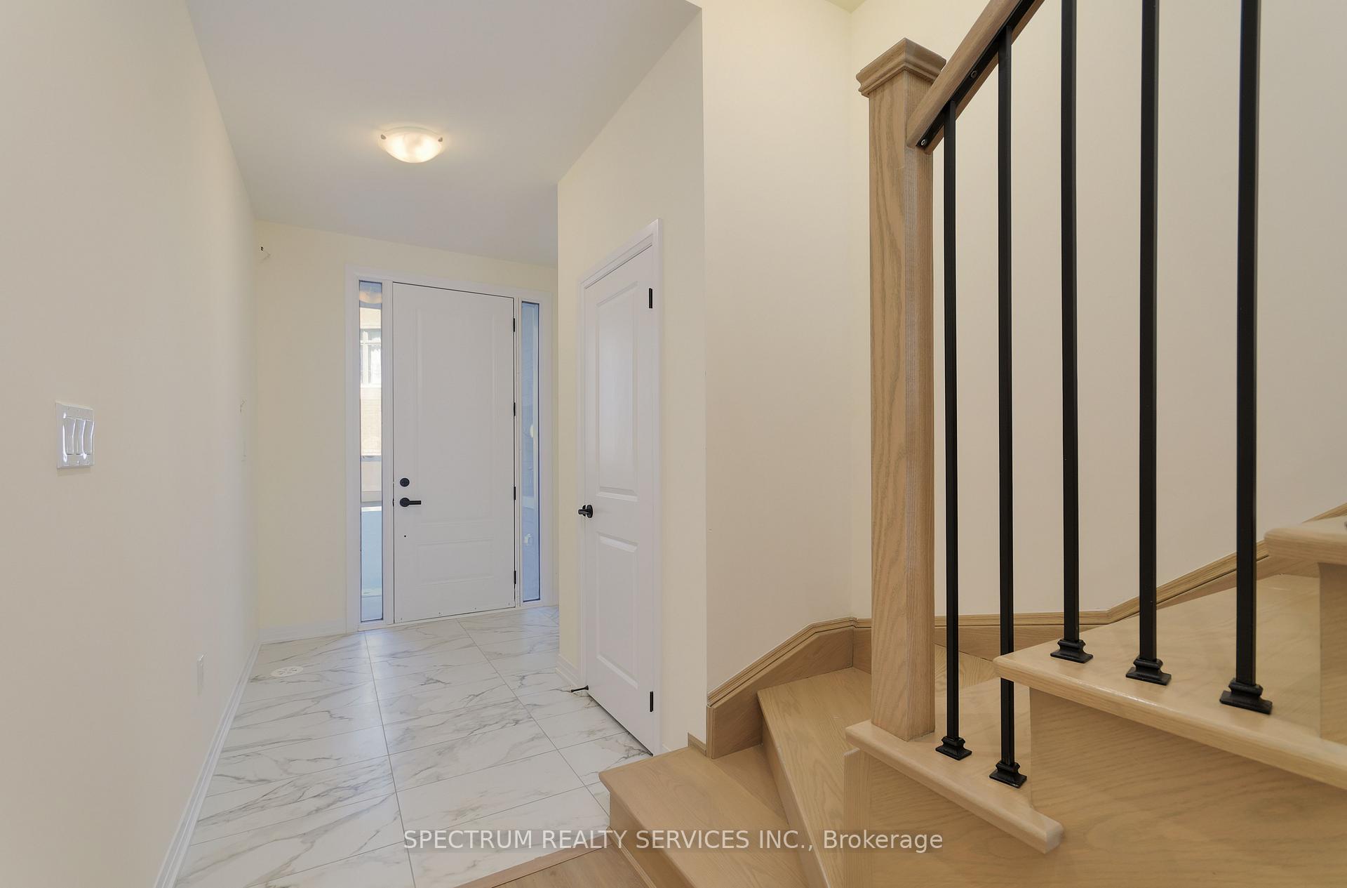 Photo 6 of 35 De La Roche Drive, Vaughan, Vellore Village — HOMEH