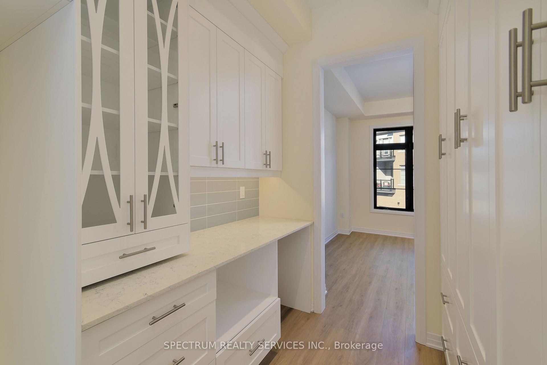 Photo 12 of 35 De La Roche Drive, Vaughan, Vellore Village — HOMEH
