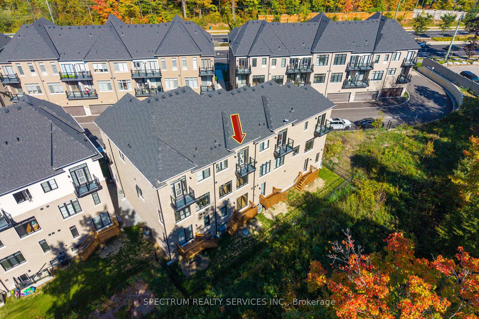 Photo 24 of 35 De La Roche Drive, Vaughan, Vellore Village — HOMEH
