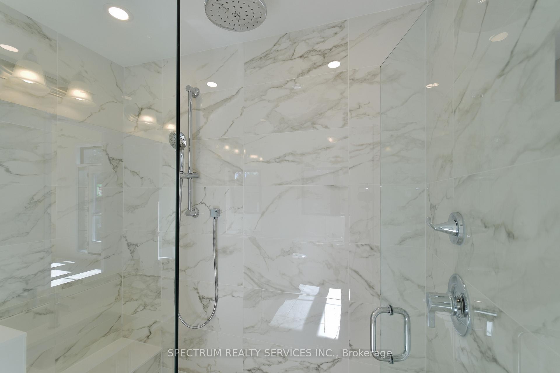 Photo 27 of 35 De La Roche Drive, Vaughan, Vellore Village — HOMEH