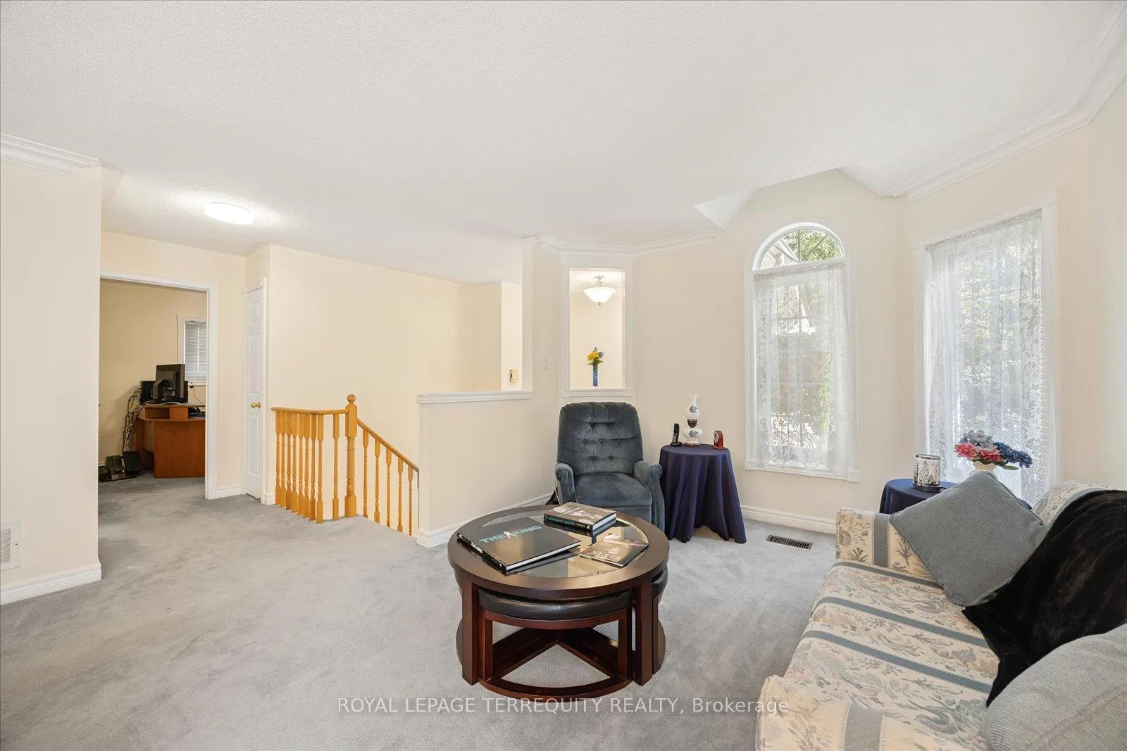 Photo 6 of 15 Waring Avenue, Whitby, Brooklin — HOMEH