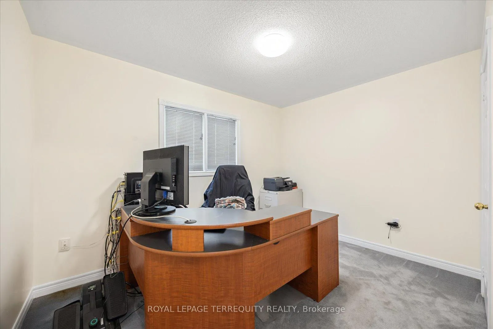 Photo 20 of 15 Waring Avenue, Whitby, Brooklin — HOMEH