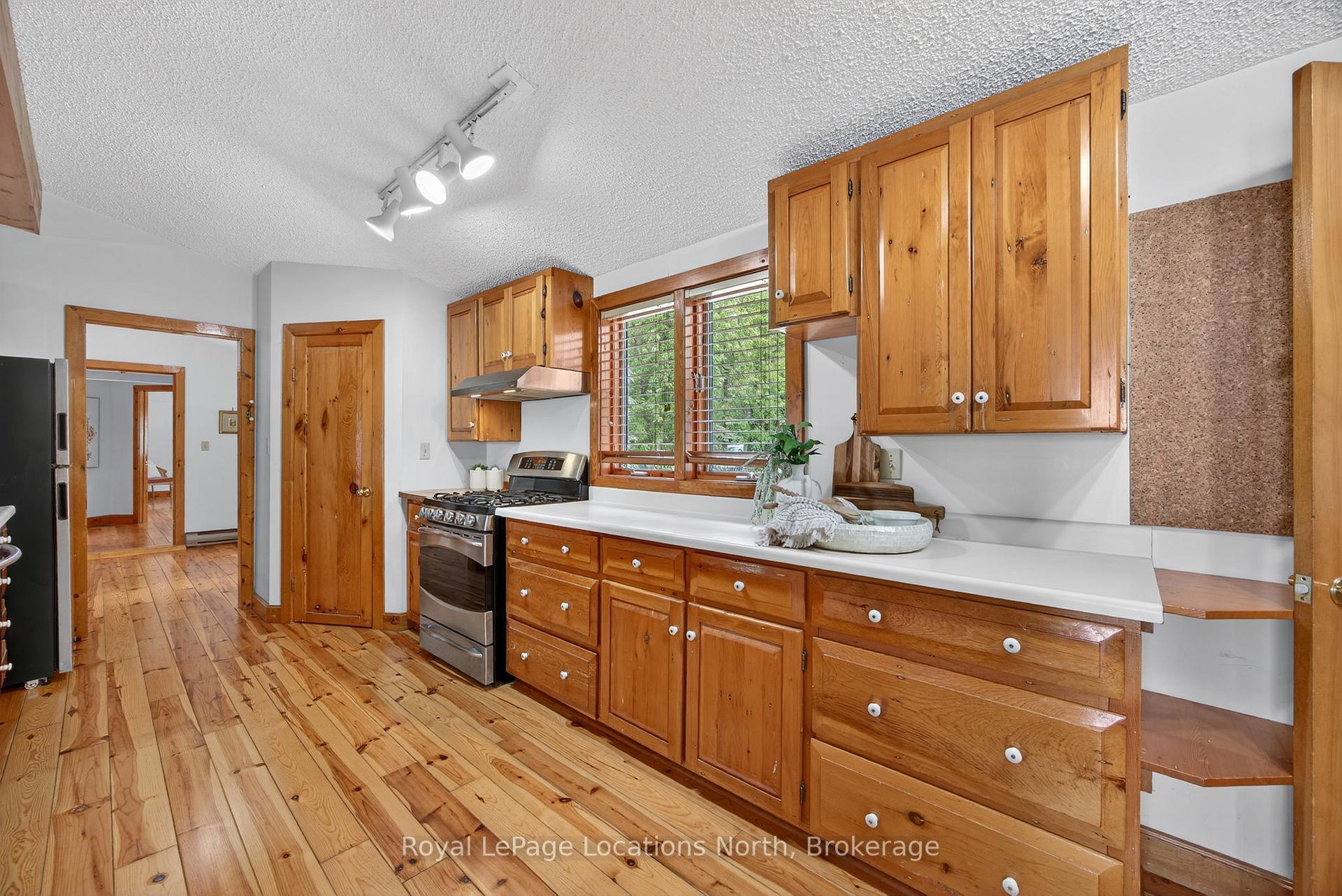 Photo 17 of 1350 River Road E, Wasaga Beach — HOMEH