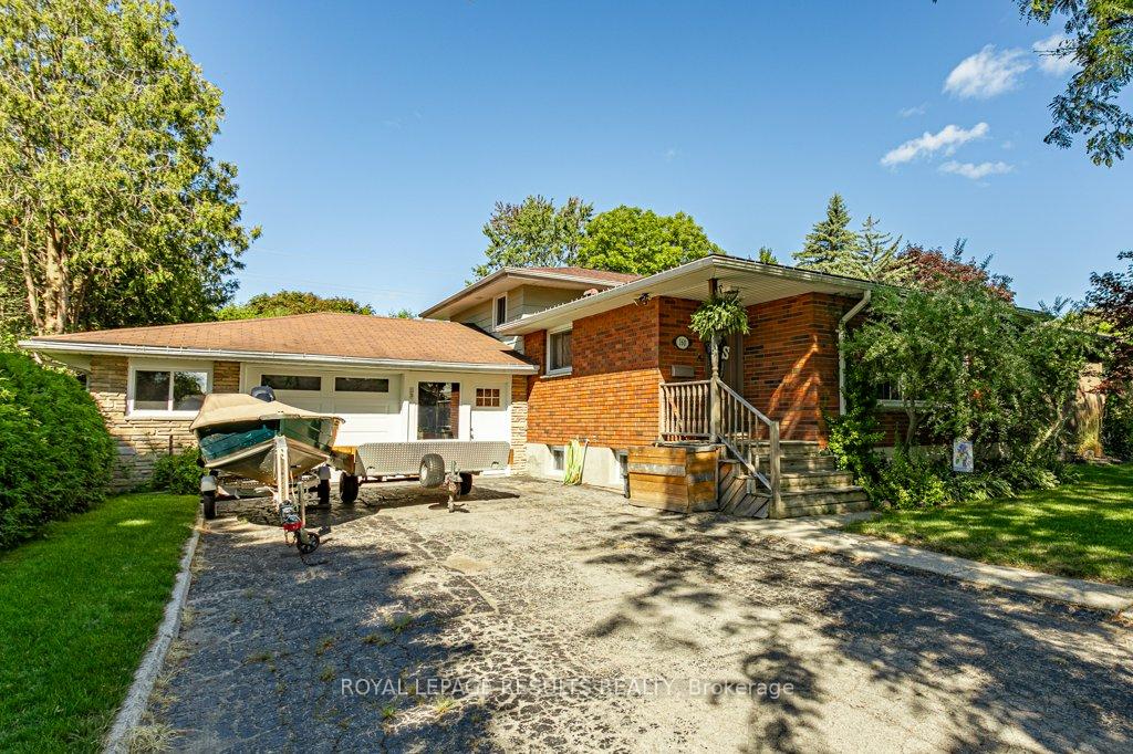 Photo 3 of 160 Fourth Avenue, Aylmer — HOMEH