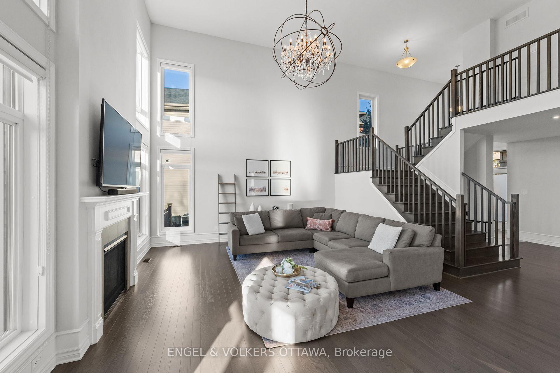 Photo 4 of 221 Cooks Mill Crescent, Ottawa, Riverside South — HOMEH