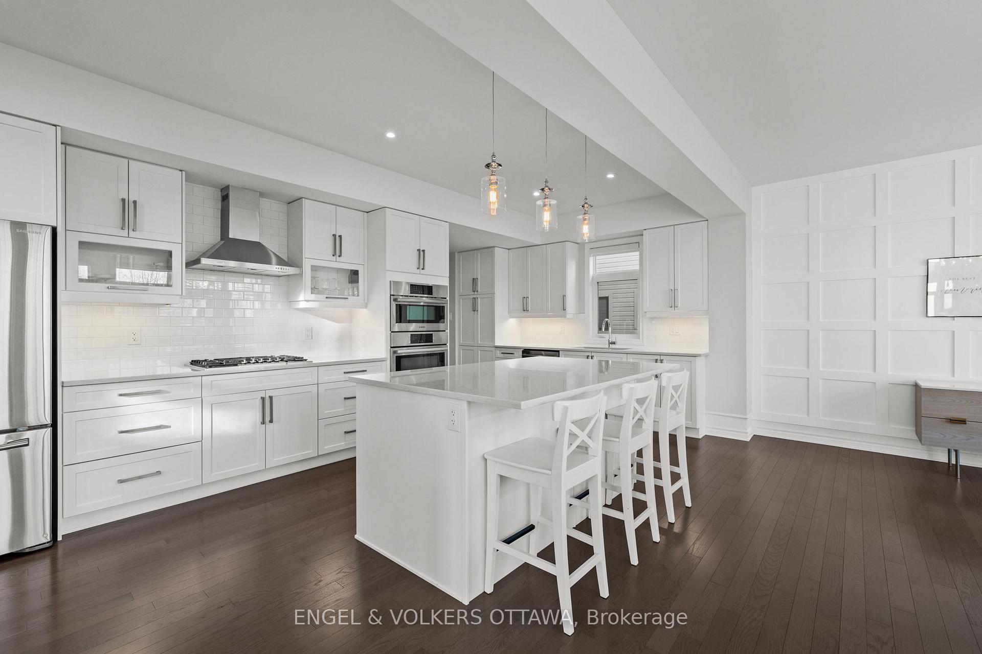 Photo 10 of 221 Cooks Mill Crescent, Ottawa, Riverside South — HOMEH