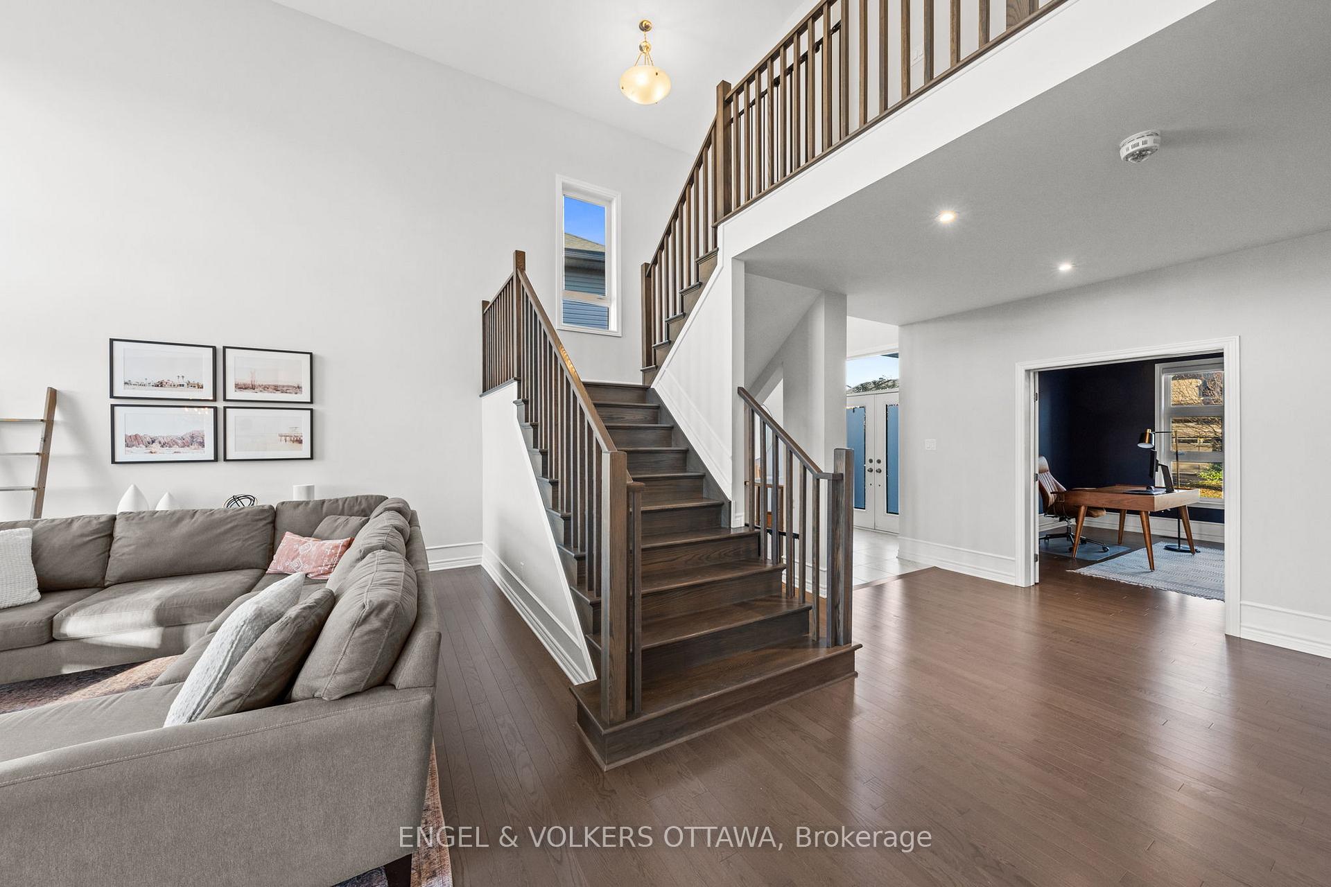 Photo 15 of 221 Cooks Mill Crescent, Ottawa, Riverside South — HOMEH