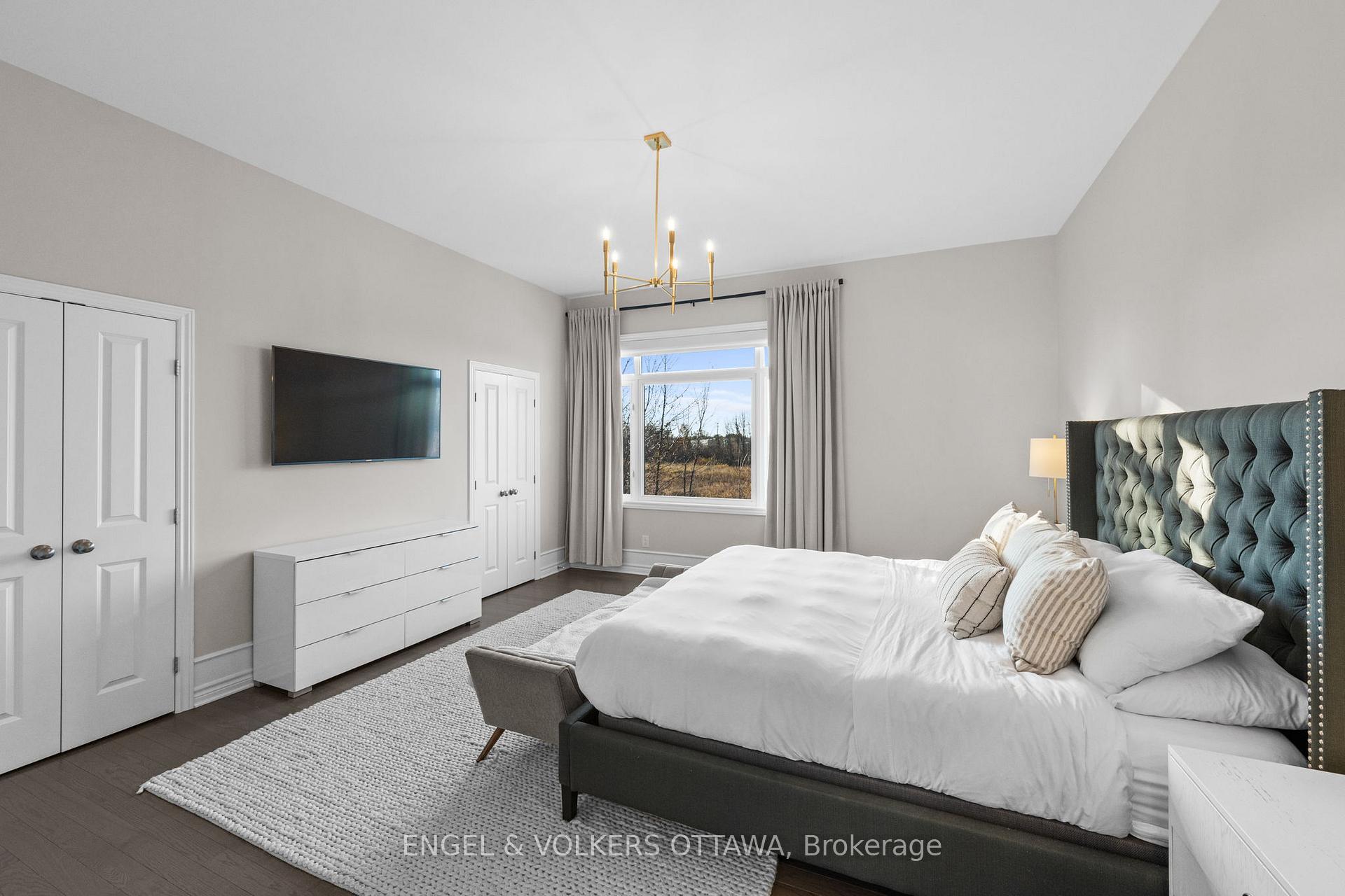 Photo 18 of 221 Cooks Mill Crescent, Ottawa, Riverside South — HOMEH