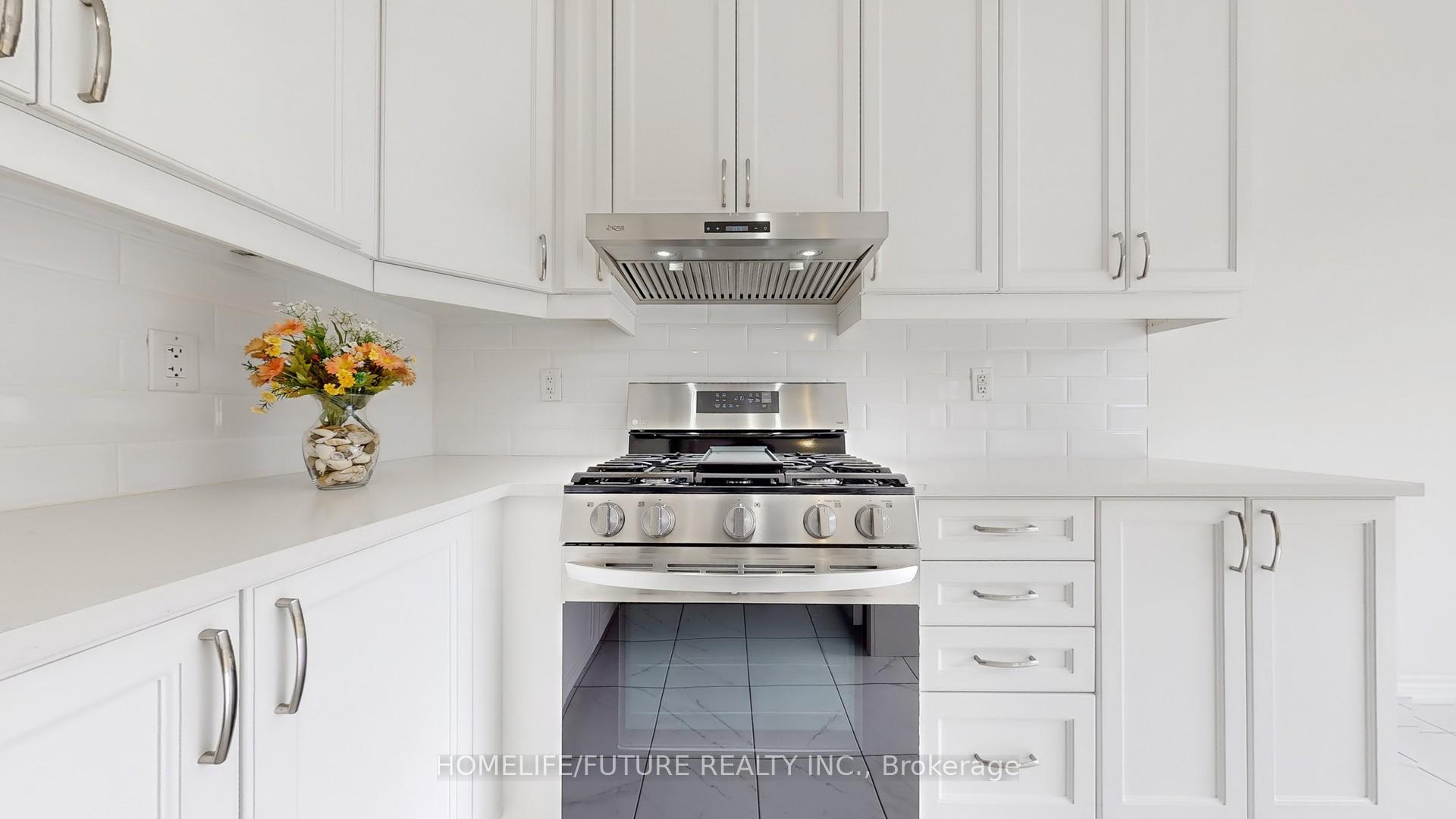 Photo 12 of 2 Broden Crescent, Whitby, Rural Whitby — HOMEH
