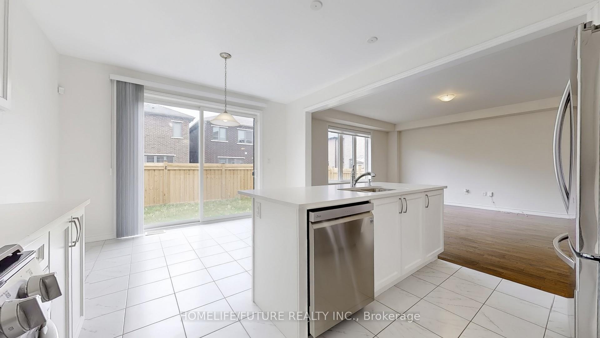 Photo 13 of 2 Broden Crescent, Whitby, Rural Whitby — HOMEH