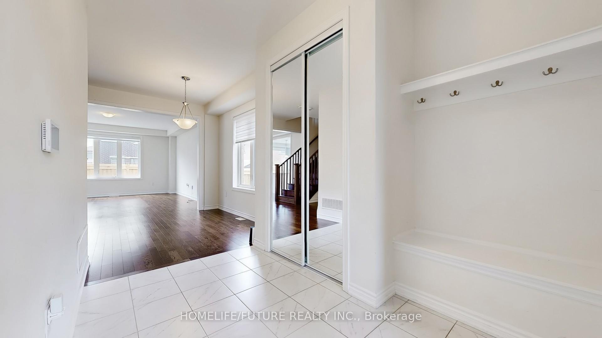 Photo 19 of 2 Broden Crescent, Whitby, Rural Whitby — HOMEH