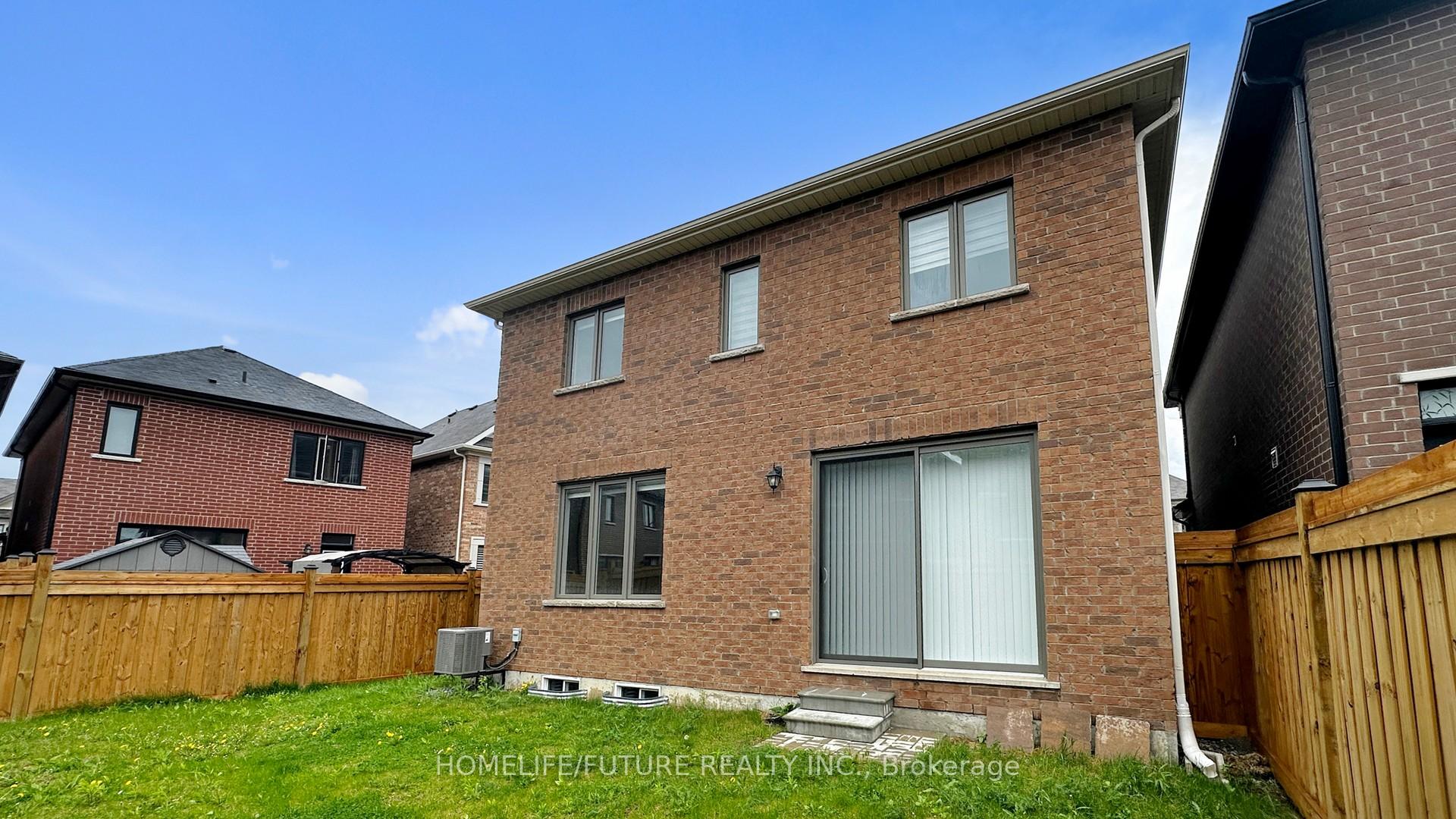Photo 46 of 2 Broden Crescent, Whitby, Rural Whitby — HOMEH