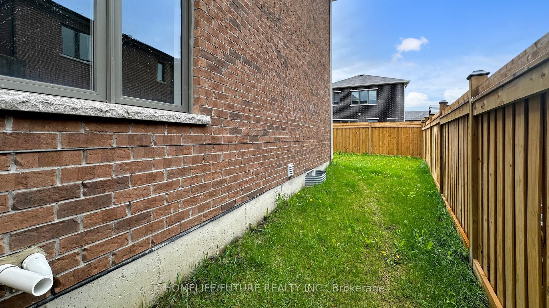 Photo 49 of 2 Broden Crescent, Whitby, Rural Whitby — HOMEH