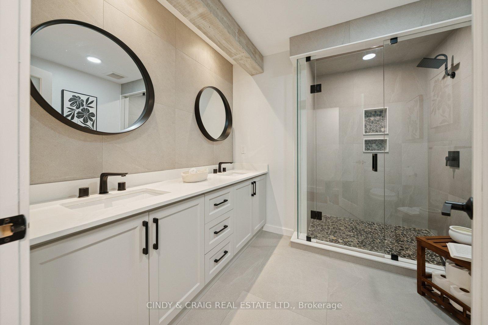 Photo 14 of 34 Heber Down Crescent, Whitby, Brooklin — HOMEH