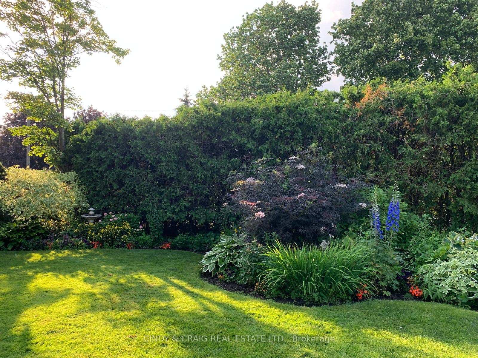 Photo 24 of 34 Heber Down Crescent, Whitby, Brooklin — HOMEH