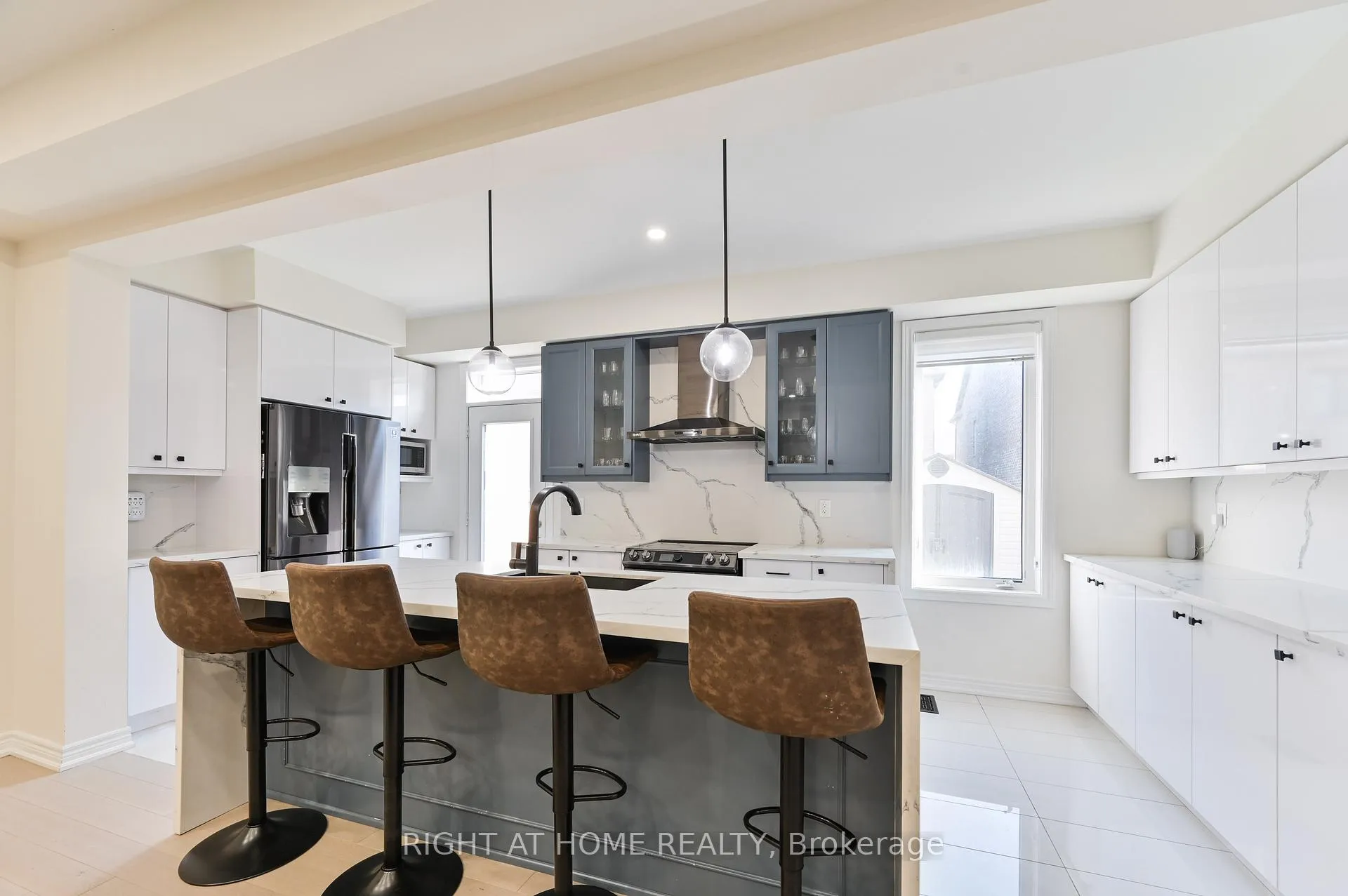 Photo 8 of 80 Conarty Crescent, Whitby, Rural Whitby — HOMEH